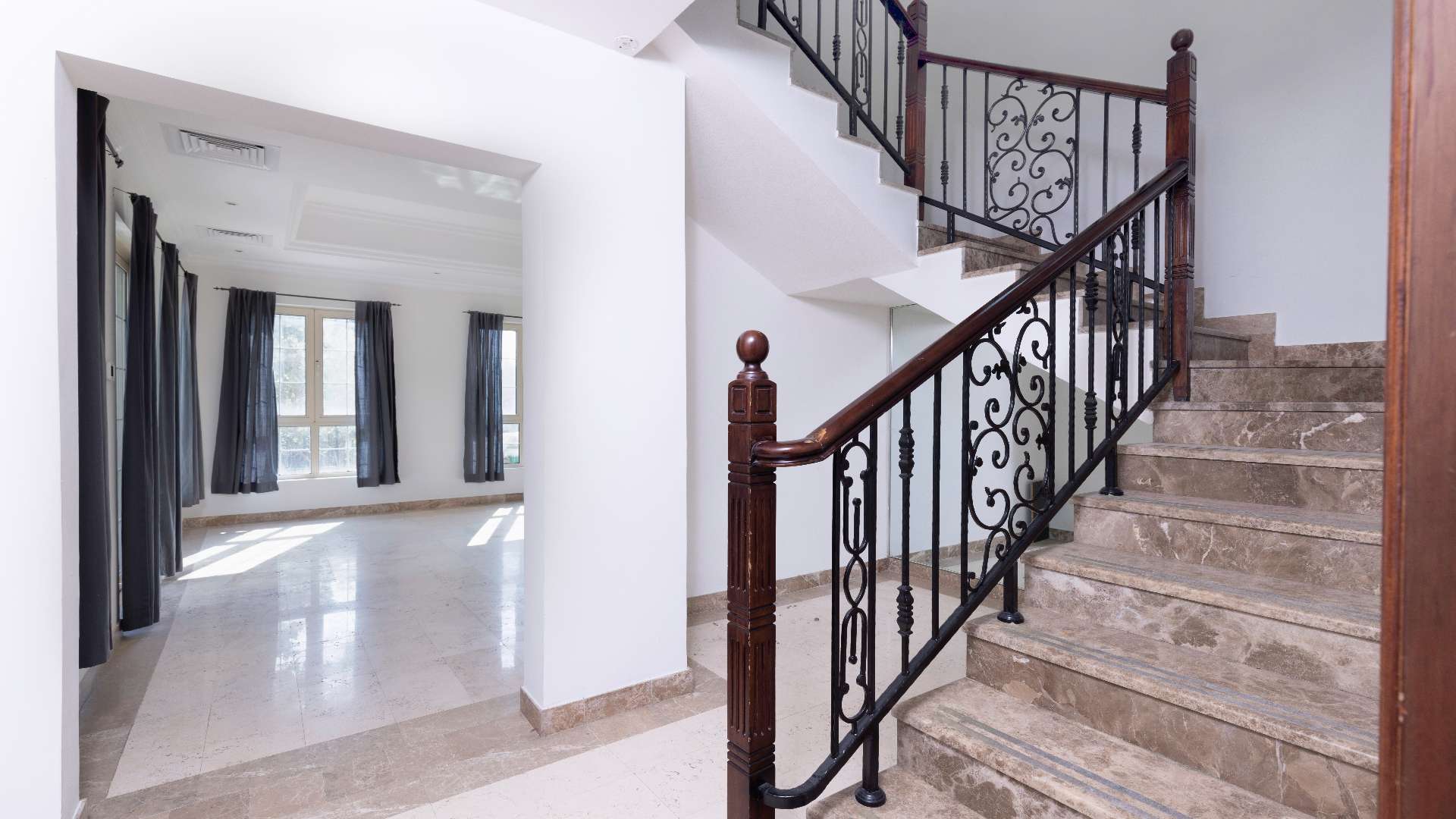 Beautiful villa exterior with manicured lawn in Jumeirah Islands, European Clusters community