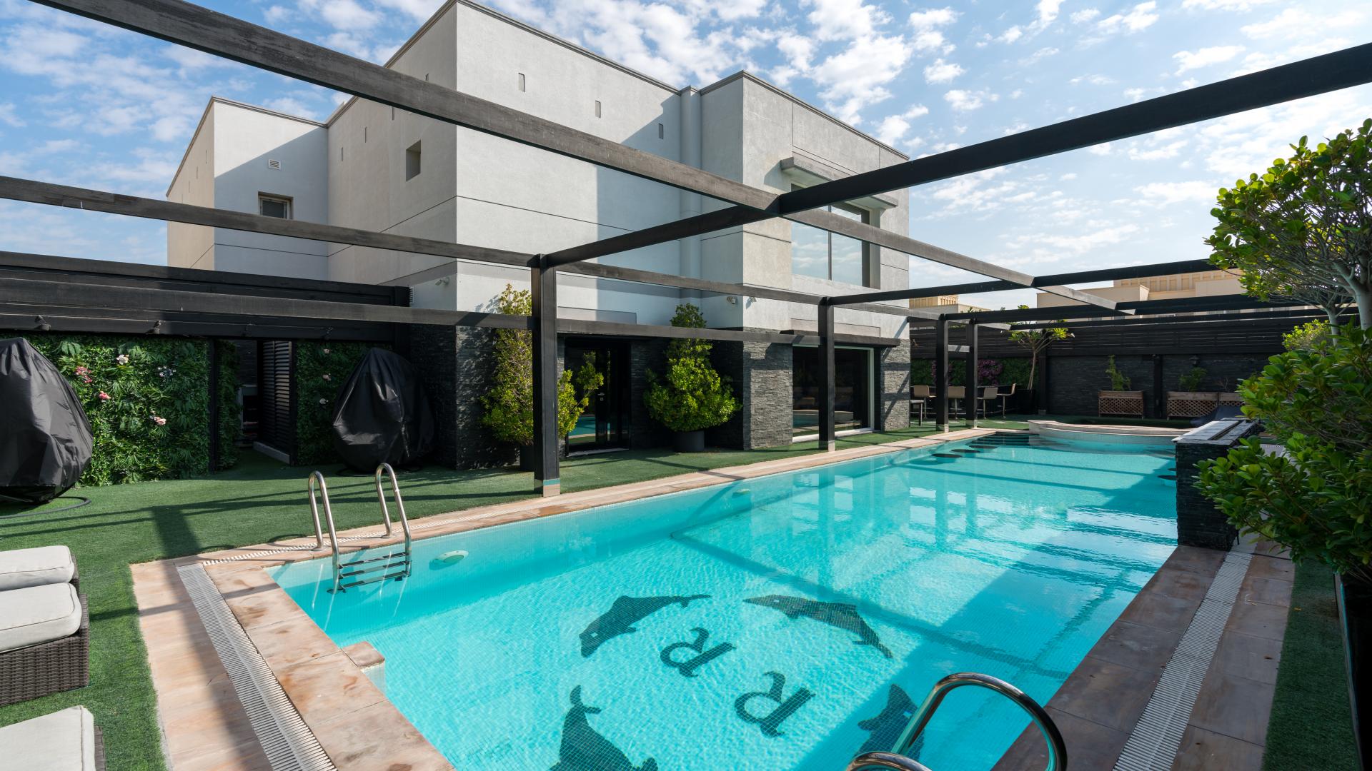 Corner plot villa for sale in Meadows 2, upgraded with modern features and spacious layout