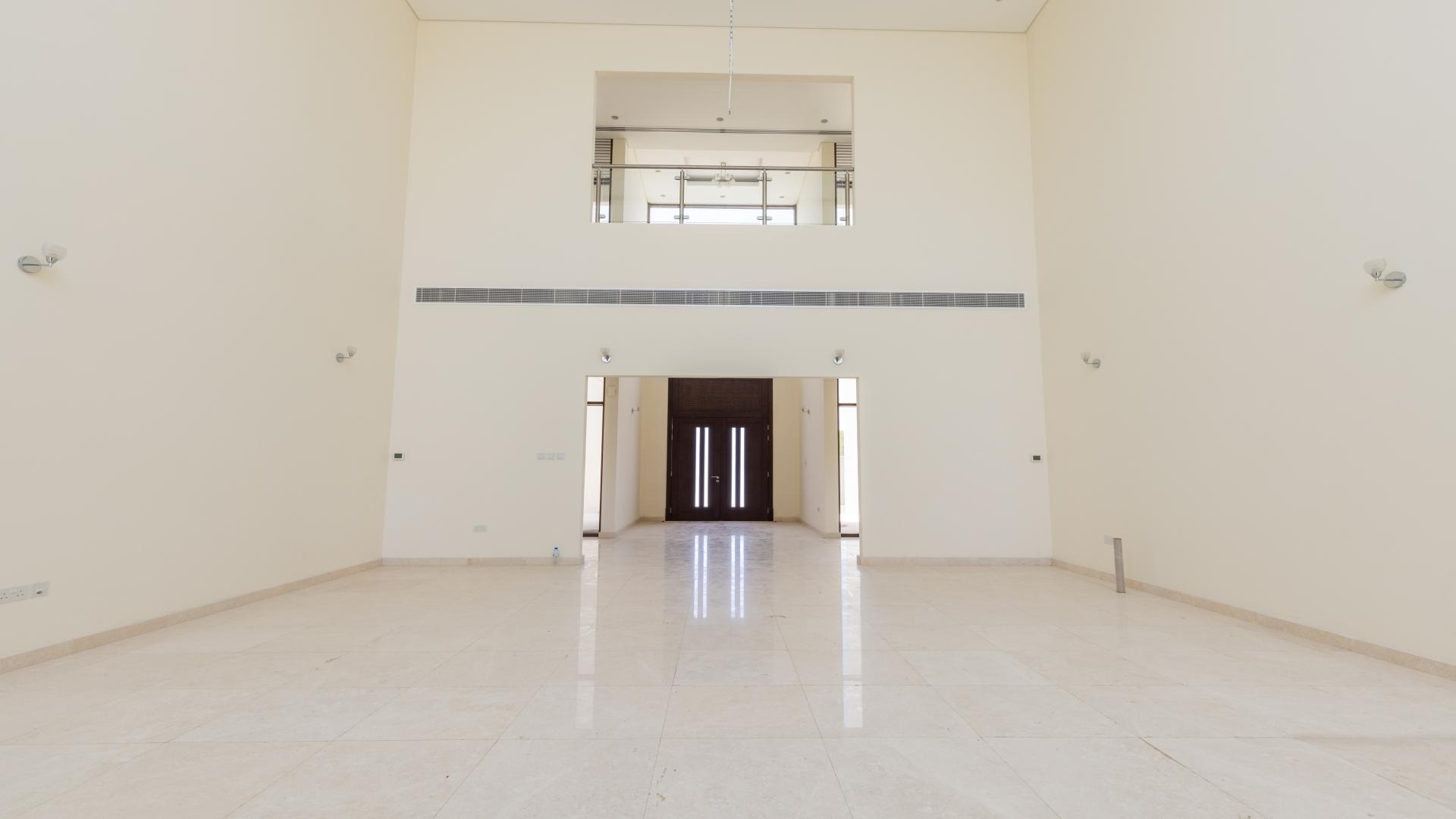 Corner villa with landscaped garden in Meydan Gated Community, 5 bedrooms, 6 bathrooms