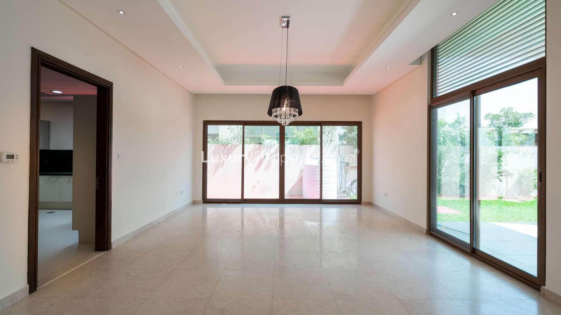 Luxurious Meydan villa interior with high ceilings and elegant chandelier, LP05909 for sale