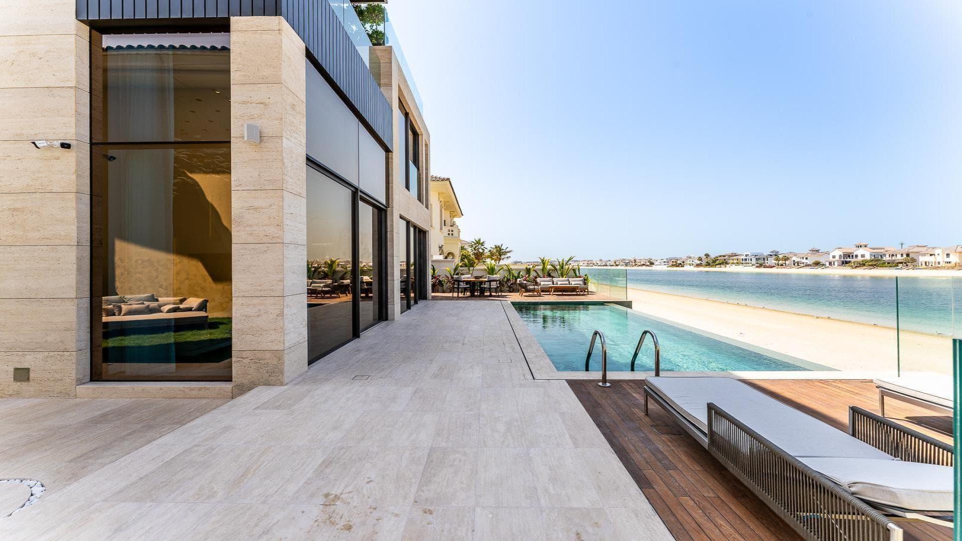 Luxury Palm Jumeirah villa with pool and beachfront view, Garden Homes, for sale