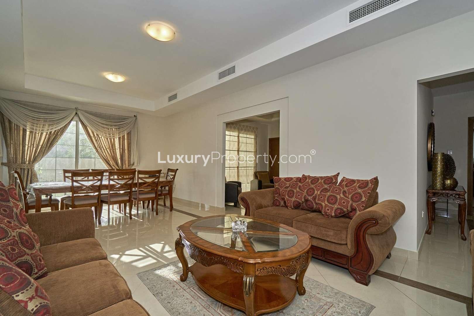 Spacious bedroom with elegant decor in Naseem villa, Mudon community, Dubai