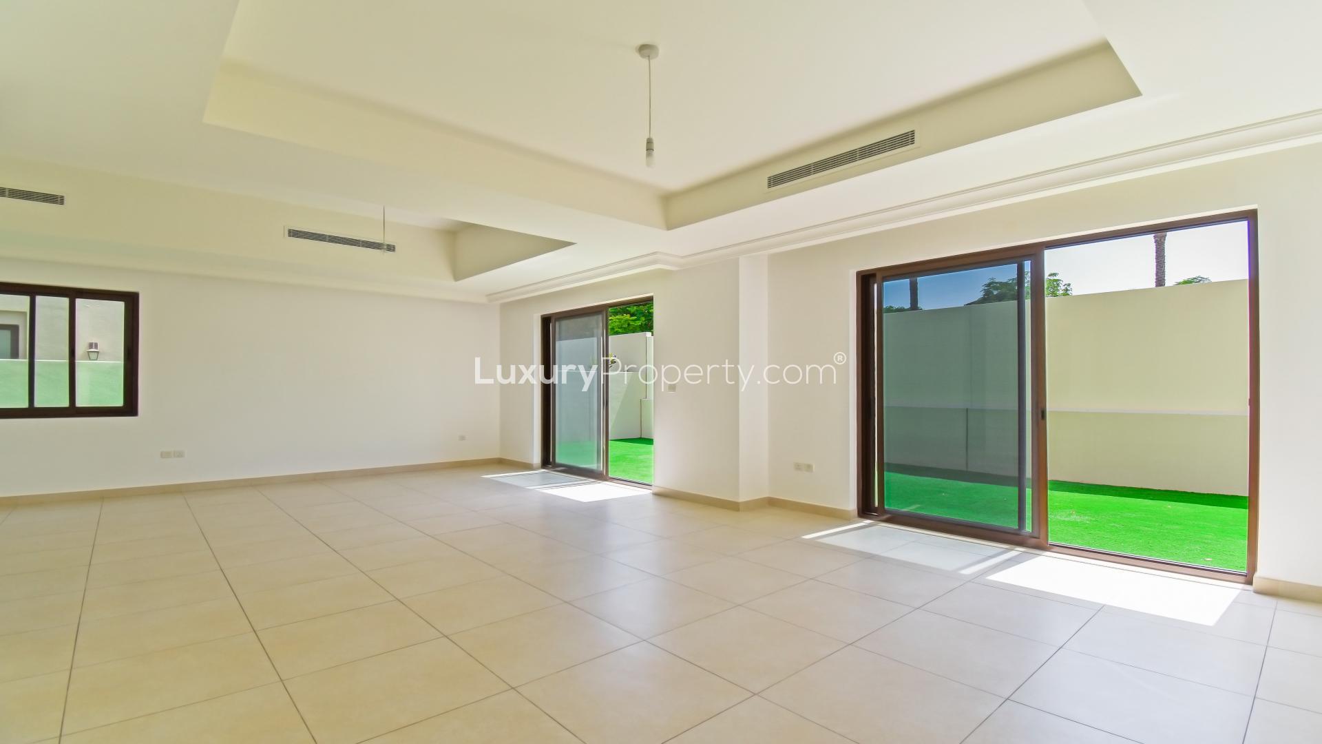 N/A,Spacious living room in 5-bedroom villa, Arabian Ranches 2, Palma, for sale