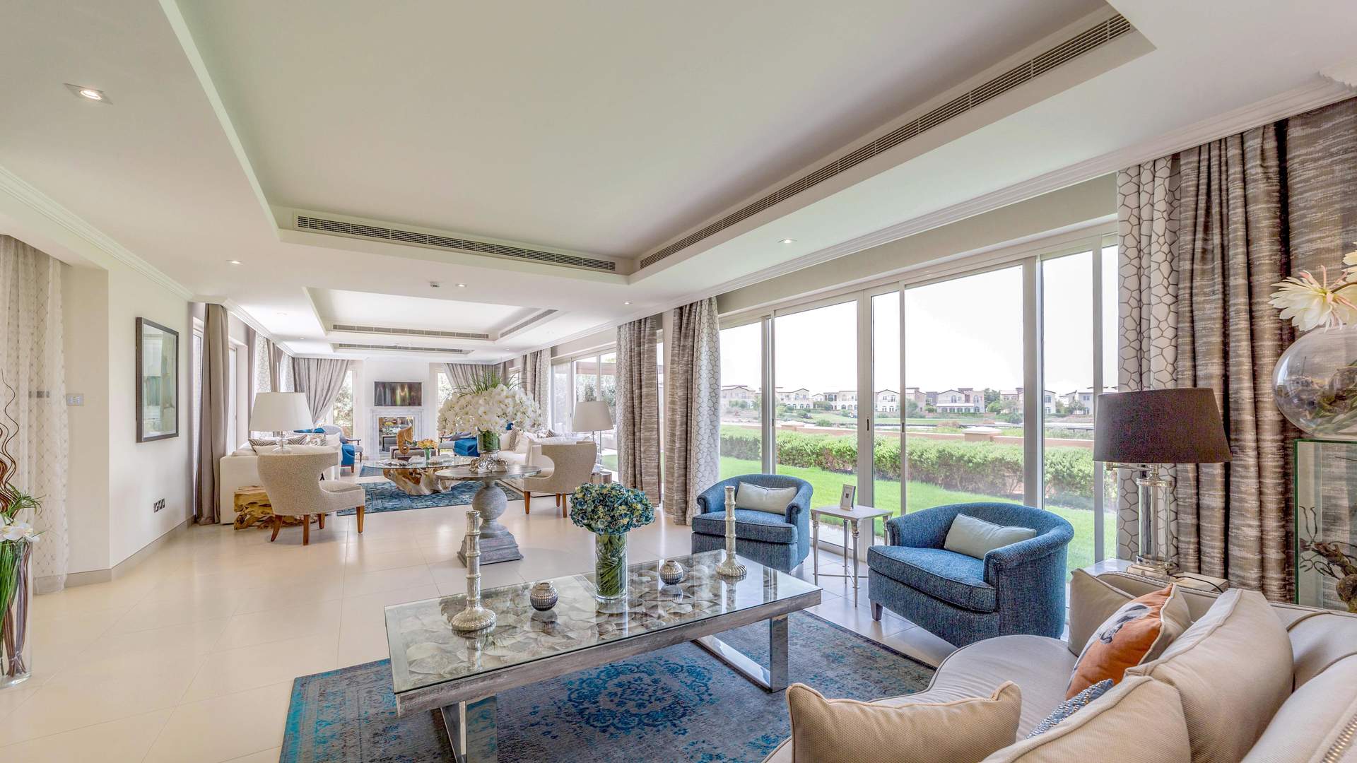 Luxurious living room in Sienna Views villa, Jumeirah Golf Estates, with elegant decor and furniture