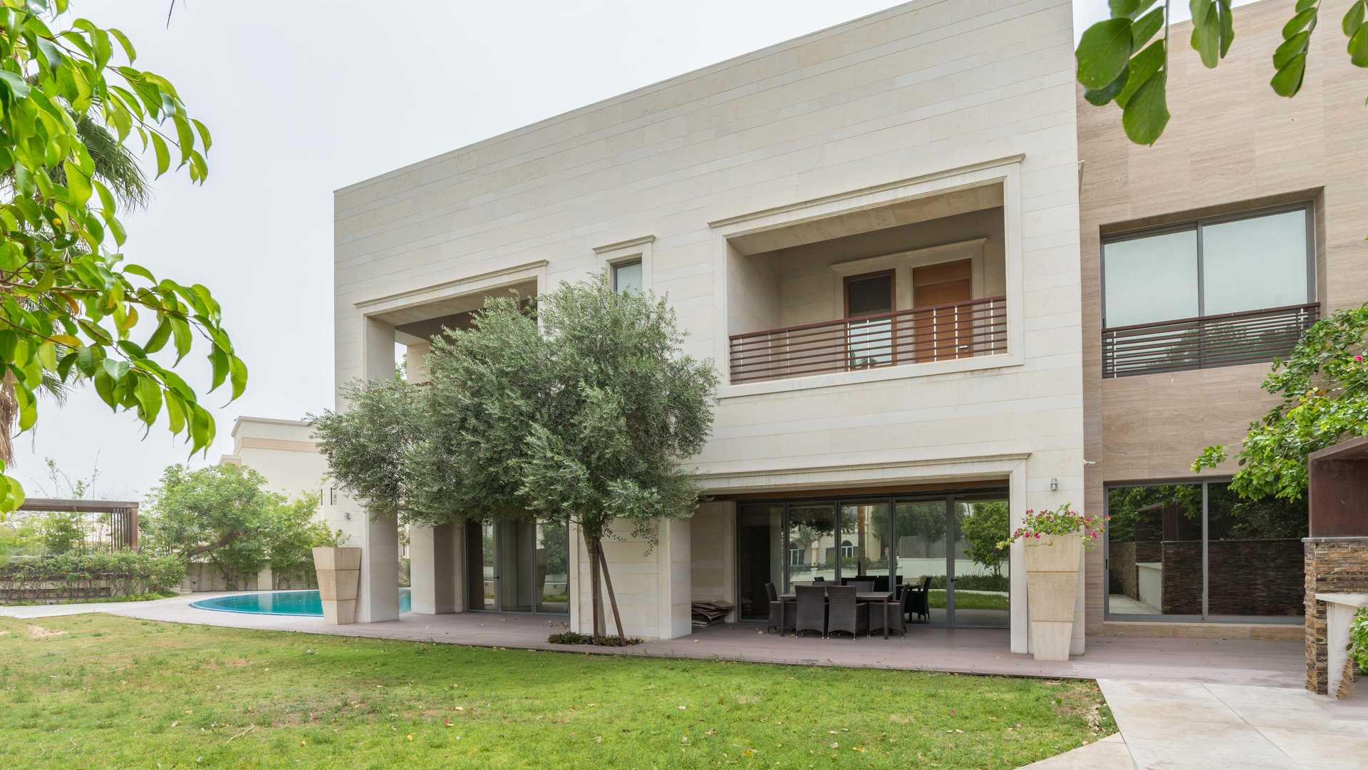 Luxurious villa with private pool in Emirates Hills, Sector P, available for rent