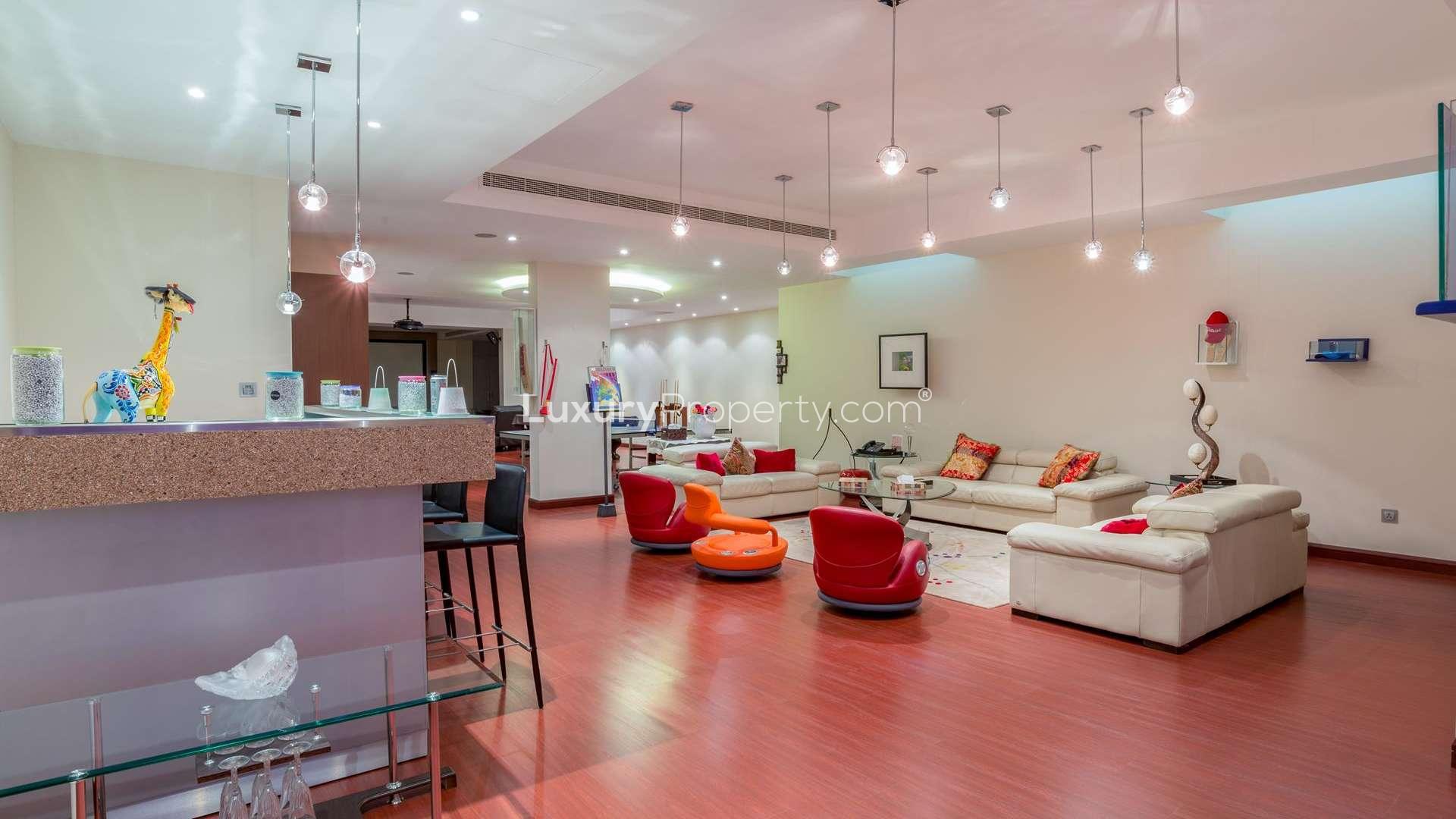 5 Bed Villa in Sector V for Sale, Emirates Hills, Dubai