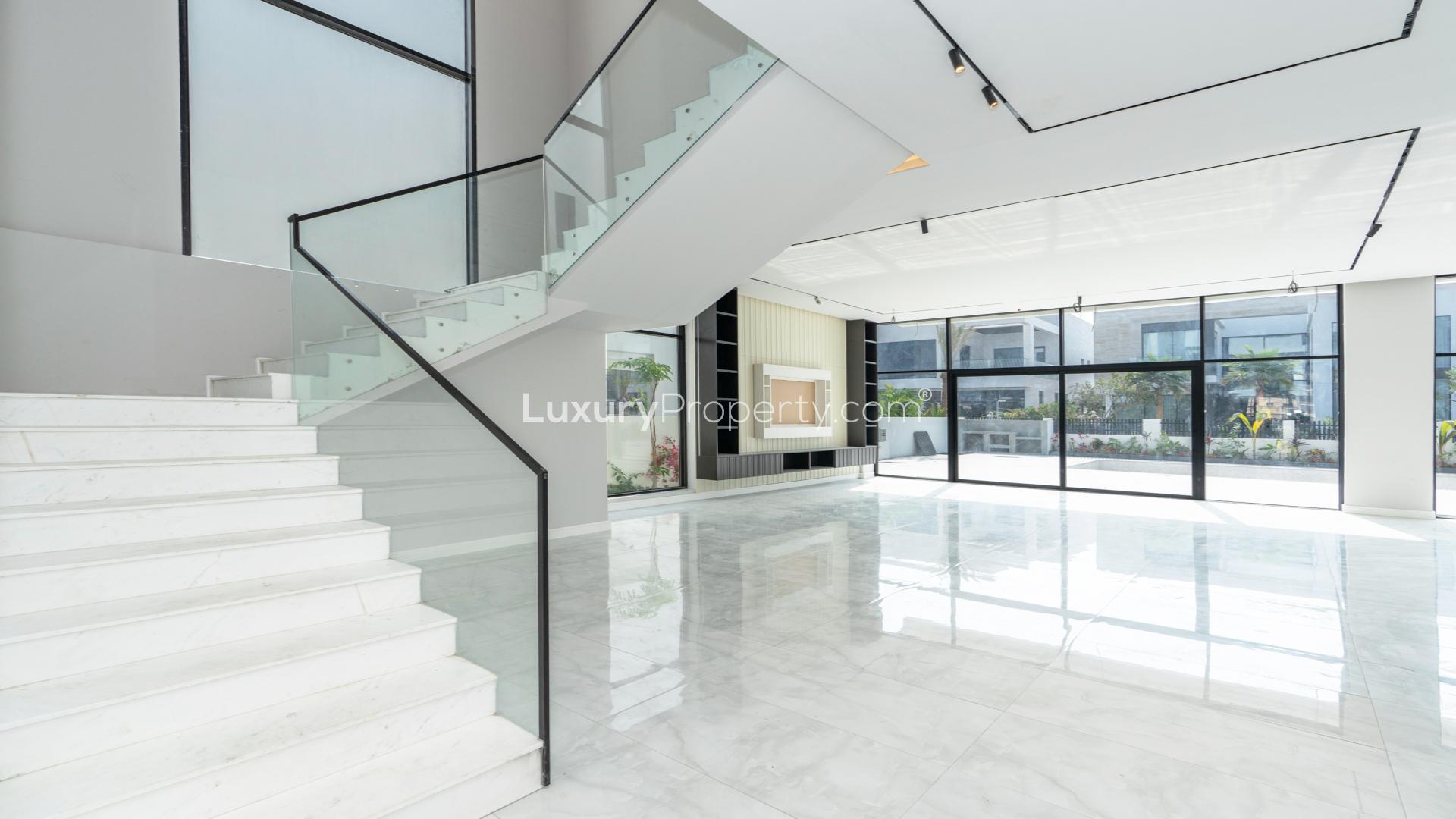 High-end villa exterior with modern architecture in Jumeirah Park, available for sale