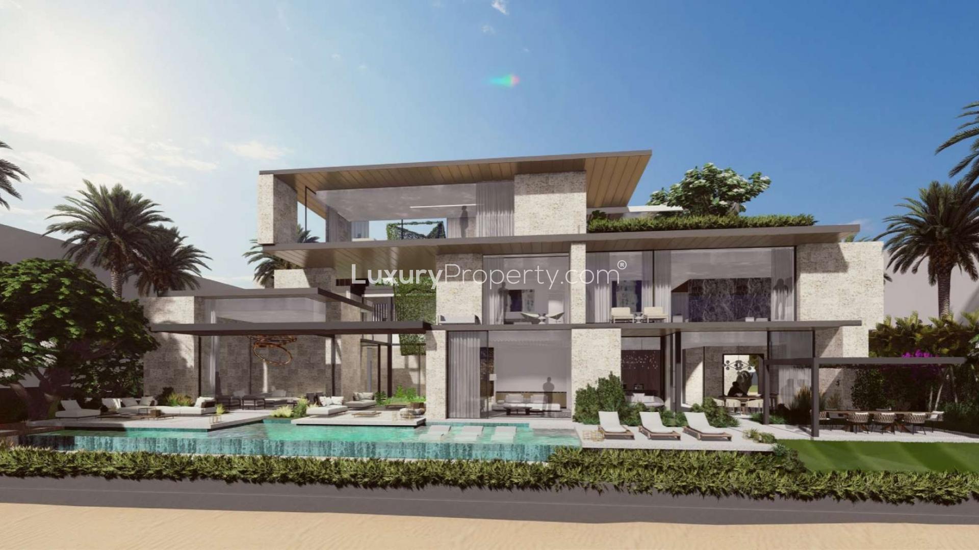 Luxury 5-bedroom villa on Palm Jumeirah, beachfront view, Dubai skyline in background