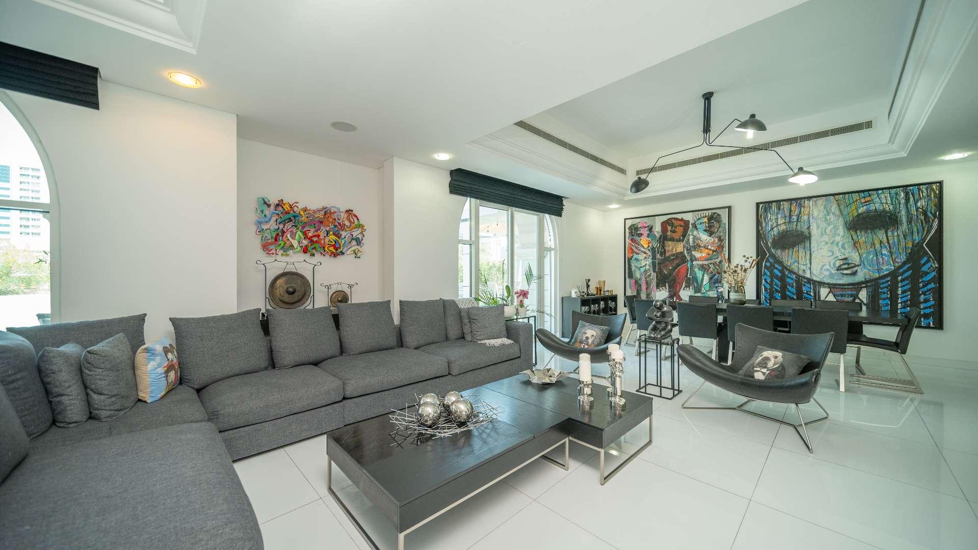 Elegant villa with private pool in Victory Heights, Dubai Sports City, for sale