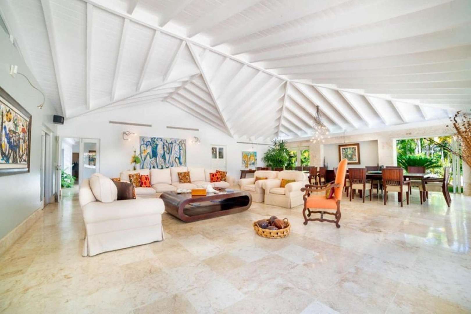 Aerial view of Villa Darsena 19, Marina de Casa de Campo, La Romana waterfront