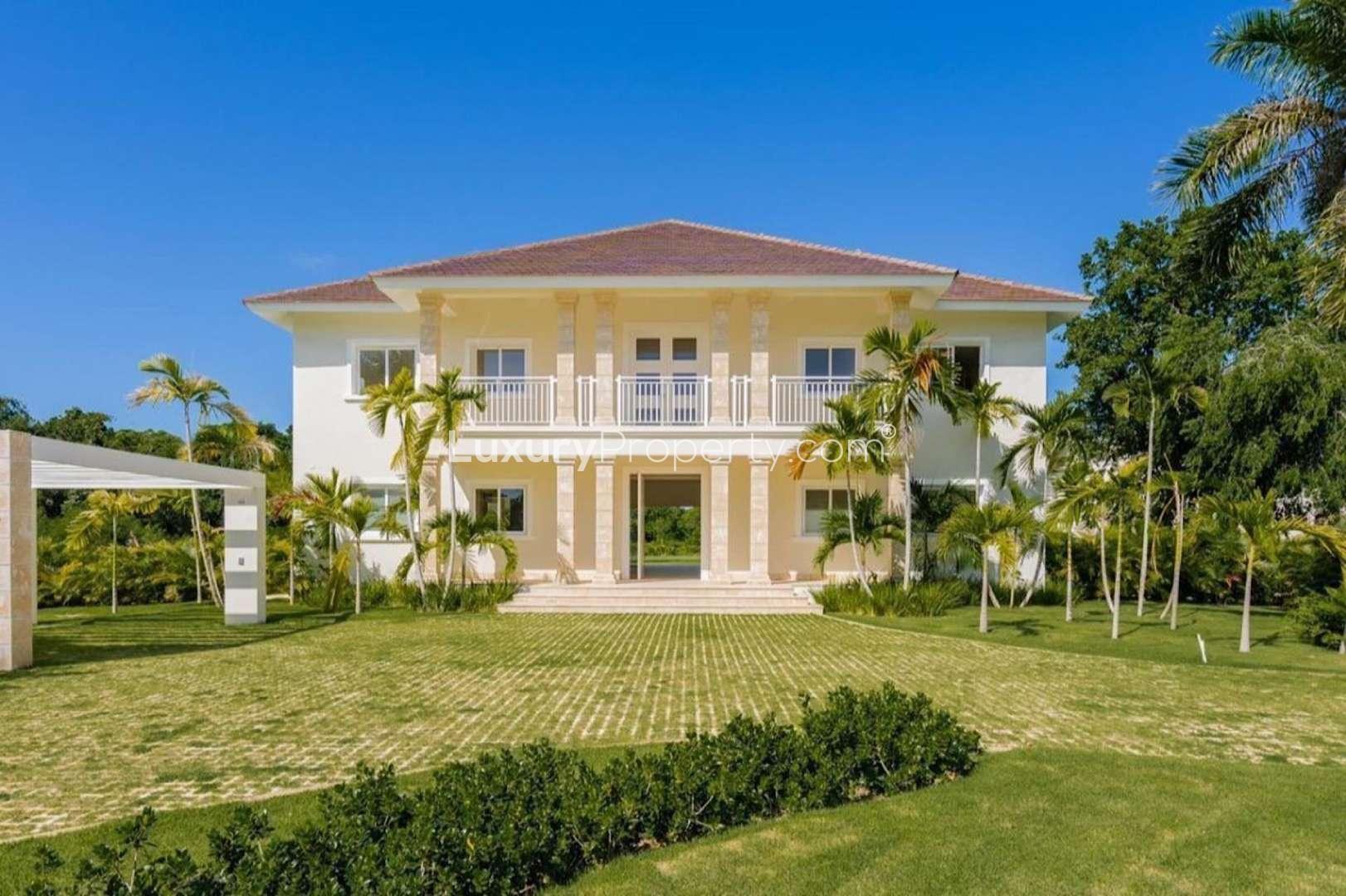 Luxurious Villa Hacienda with pool, Punta Cana Resort, 5 bedrooms, for sale