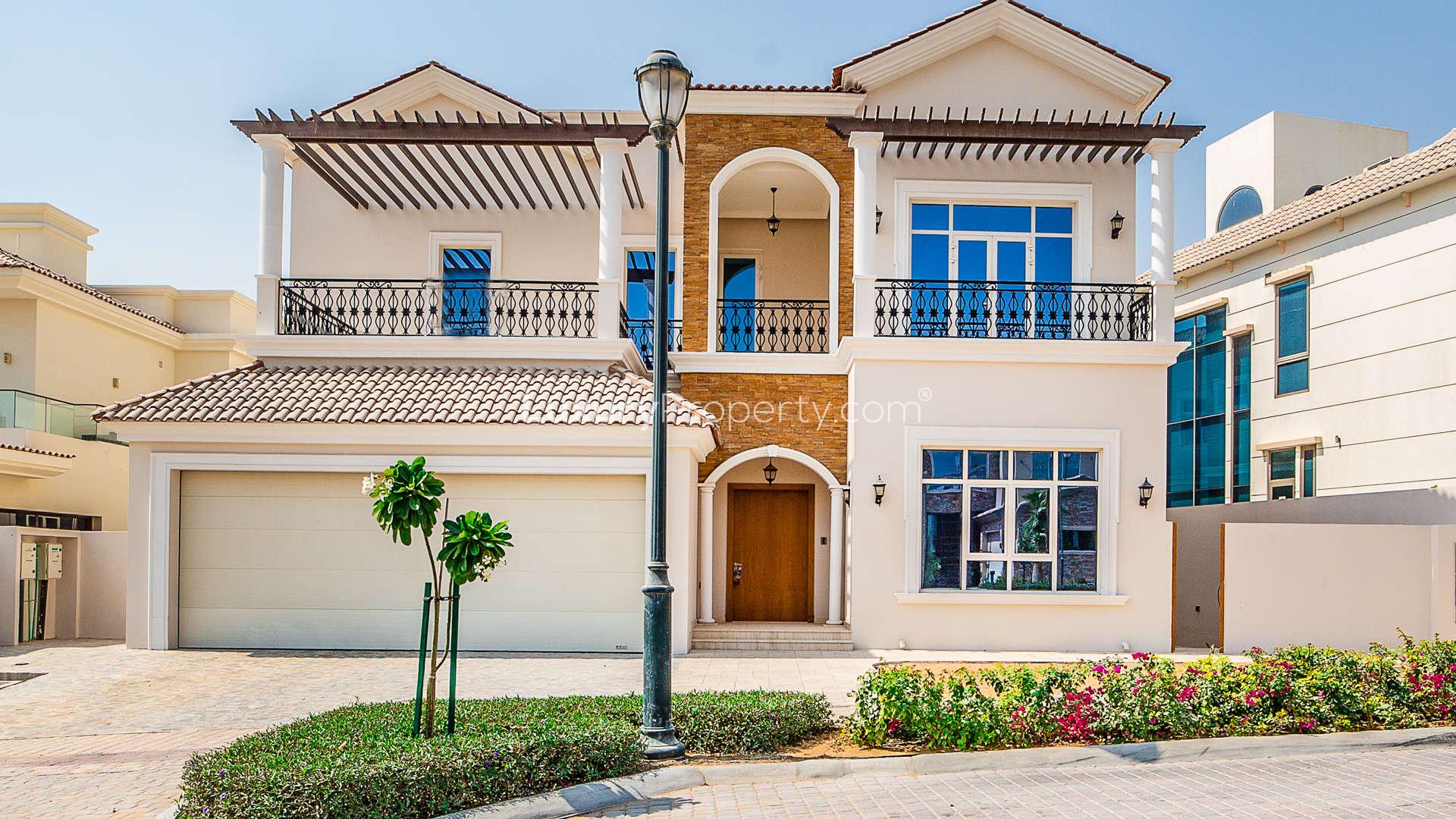 5BR Villa for sale in Earth, Jumeirah Golf Estates