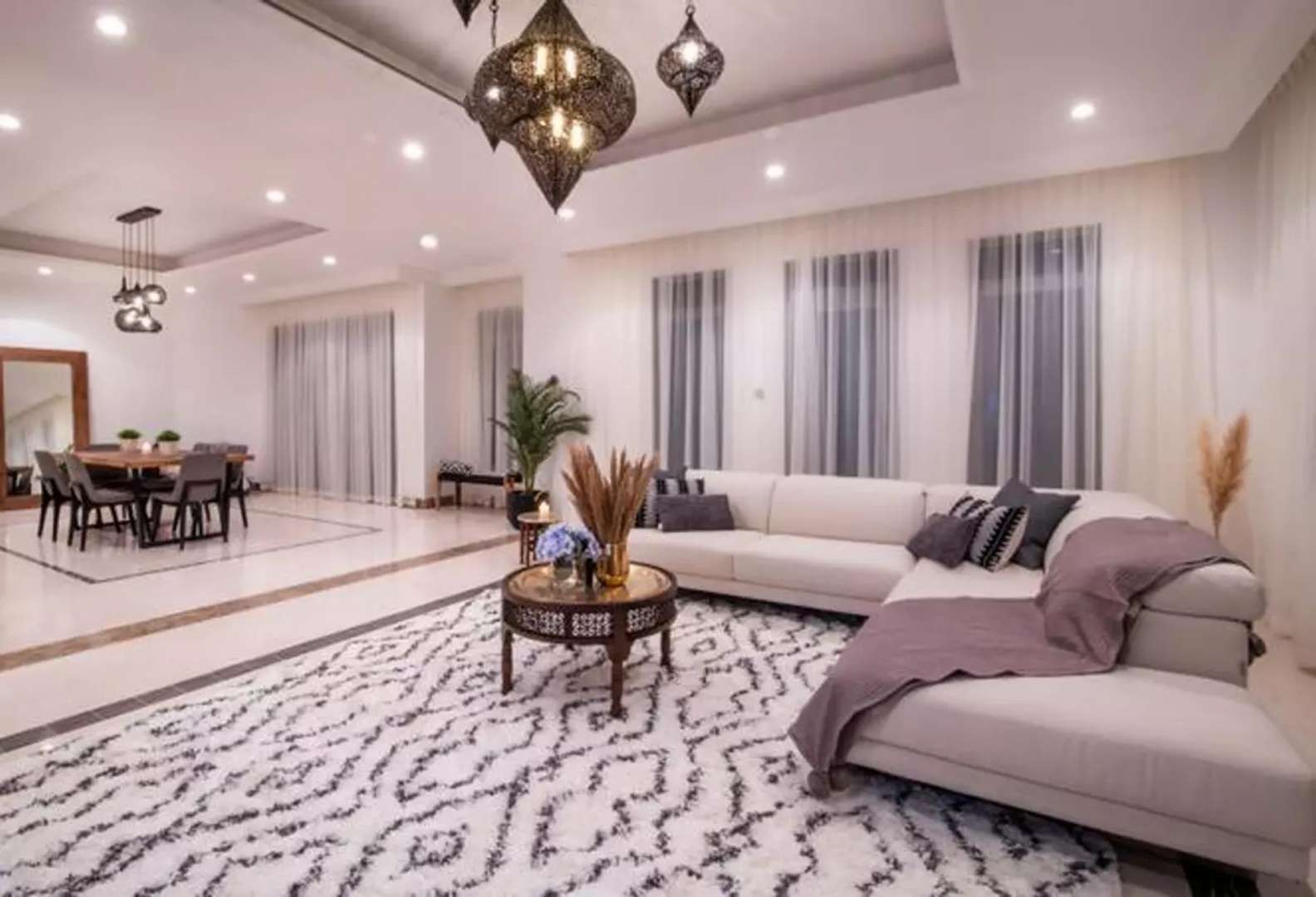 Luxurious dining and living area in Palm Jumeirah Garden Home villa, fully furnished
