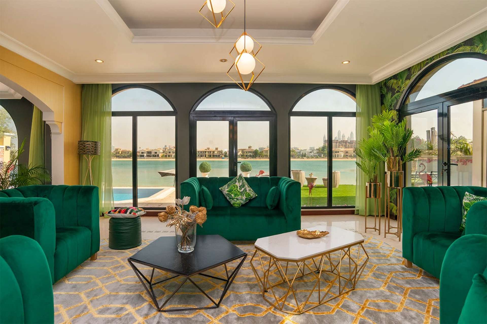 Furnished beachfront villa with terrace and sun loungers in Palm Jumeirah, Garden Homes