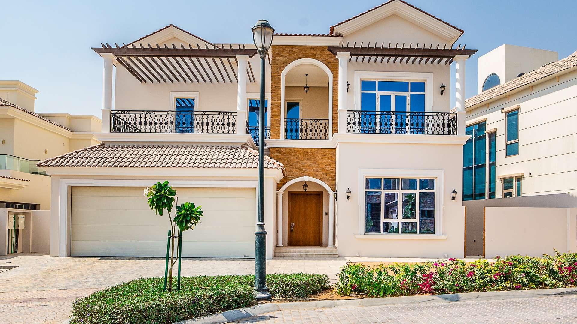 6 bedroom villa in Earth, Jumeirah Golf Estates