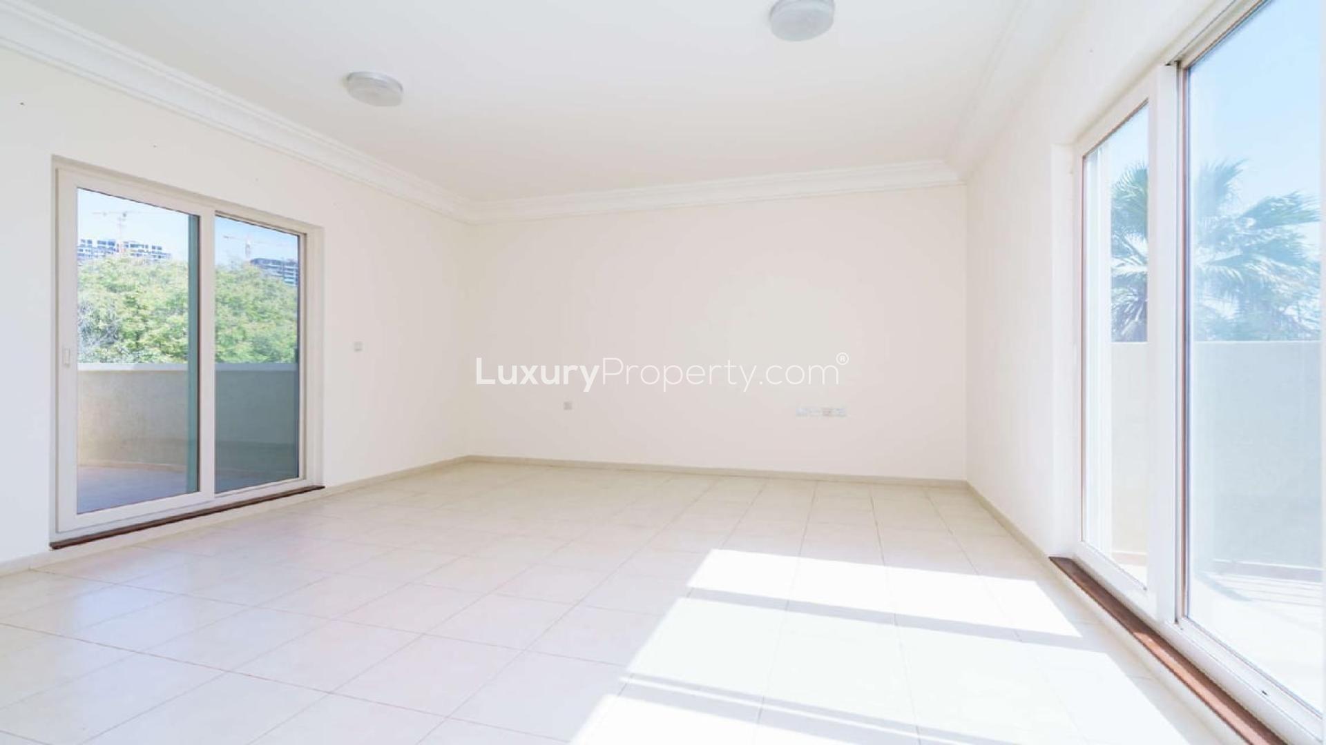 Luxurious 6-bed villa with pool for rent in Victory Heights, Dubai Sports City
