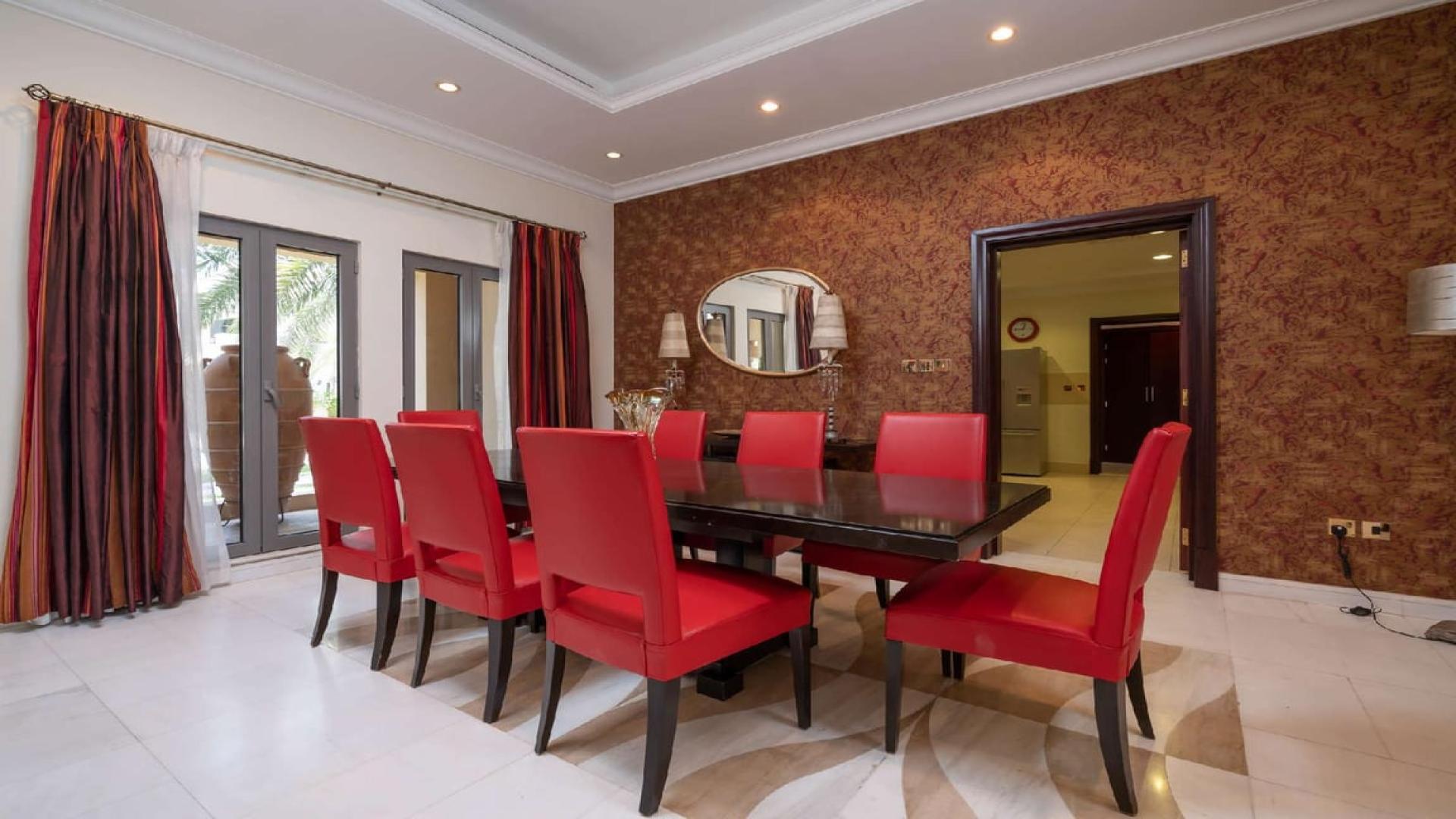 Upgraded 6-bedroom villa with pool on Palm Jumeirah, Frond E, for rent