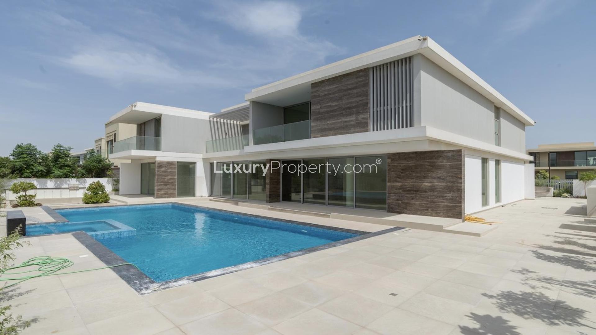 Modern villa exterior in Dubai Hills Estate, Parkway Vistas, 6 bedrooms, 6 bathrooms, for rent