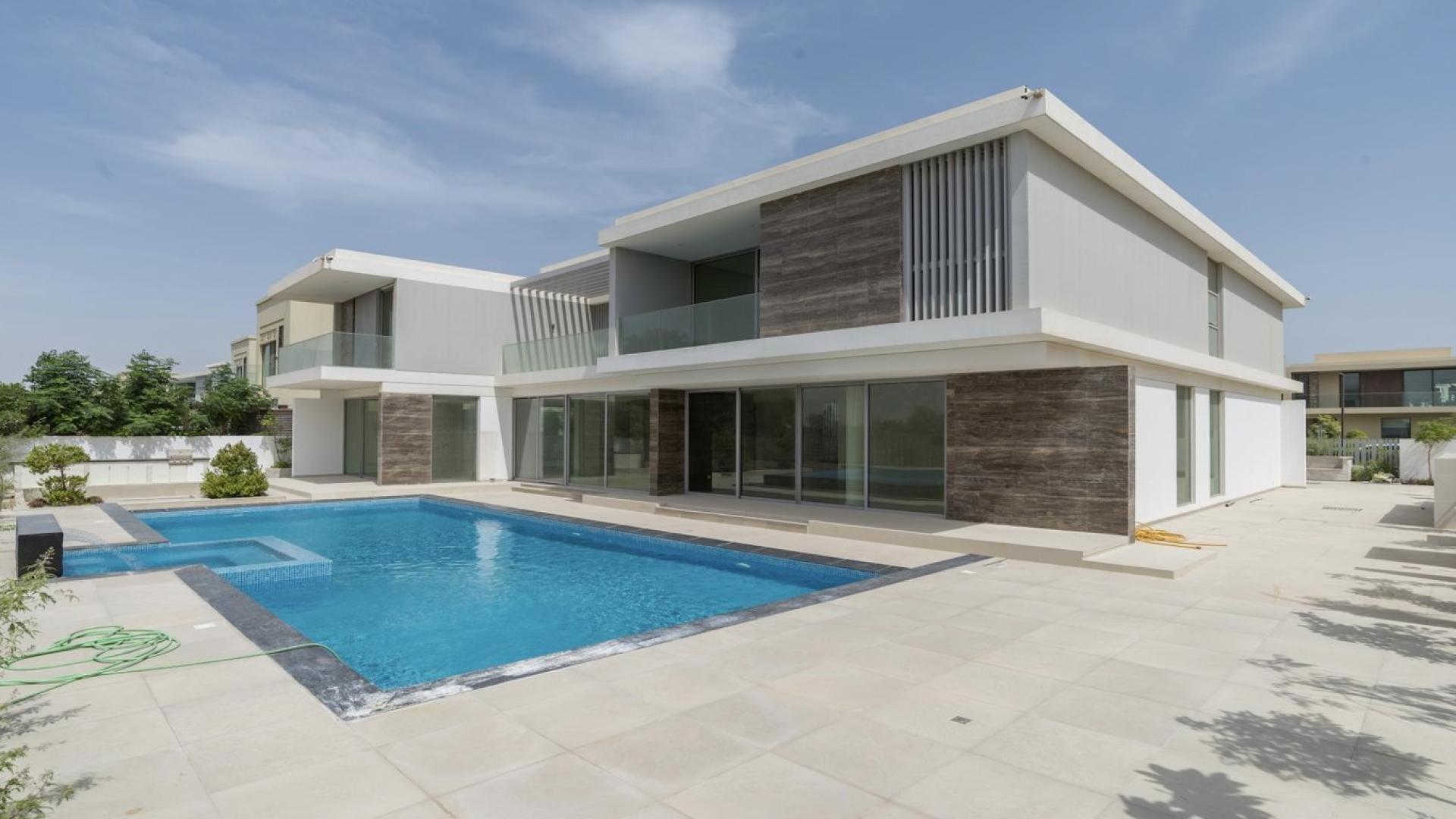 Modern villa exterior in Dubai Hills Estate, Parkway Vistas, 6 bedrooms, 6 bathrooms, for rent