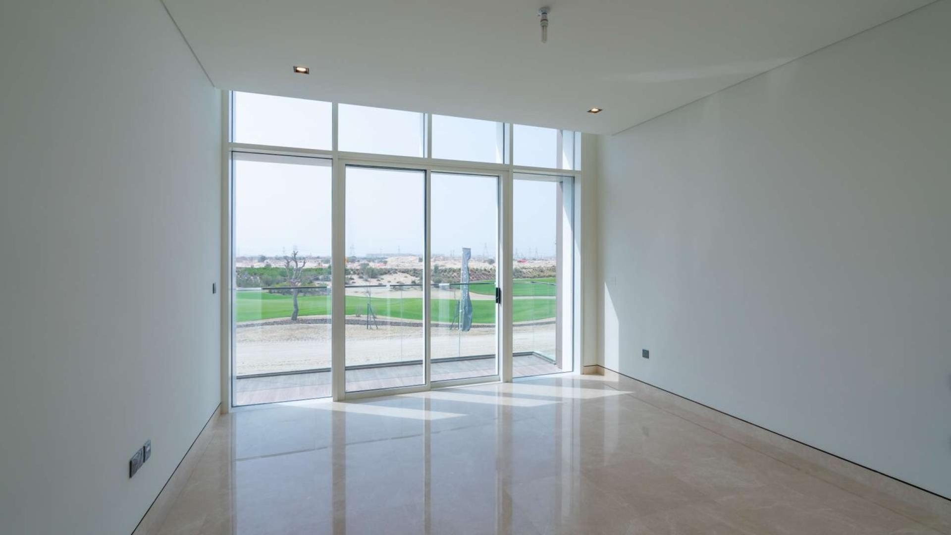 Spacious living area in magnificent villa, Golf Place, Dubai Hills Estate, for sale