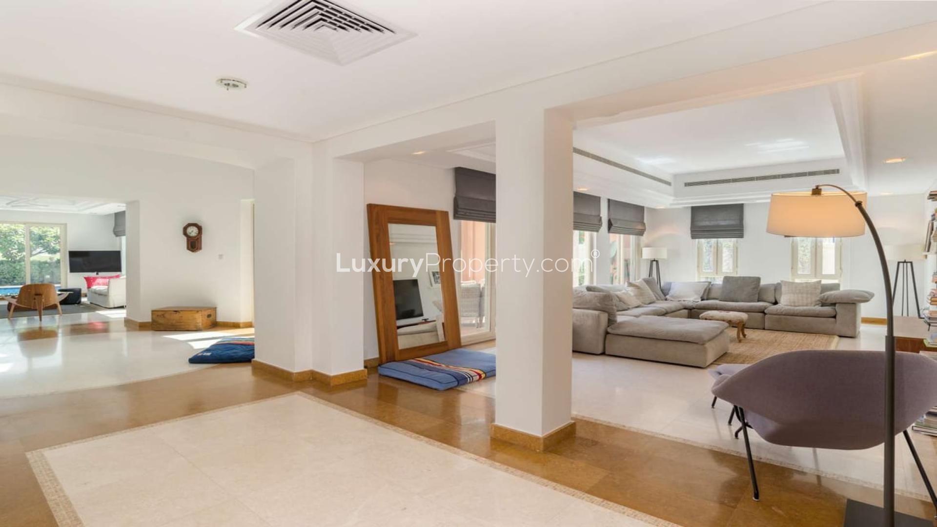 Luxurious 6-bedroom villa with pool, palm trees, in Dubai Sports City, Victory Heights