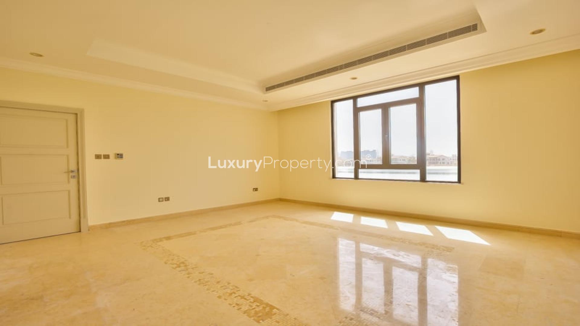 Luxurious villa pool view at upgraded Signature Villa, Palm Jumeirah, for sale