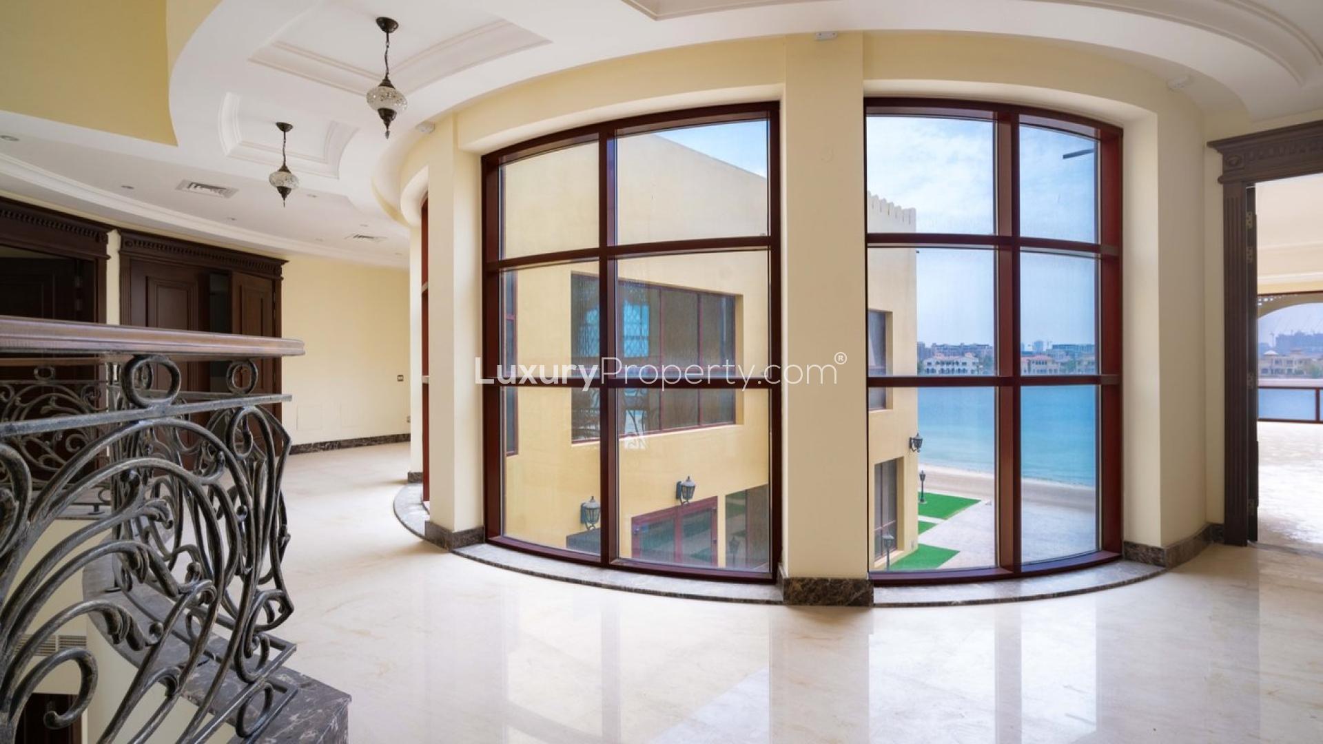 Stunning 6-bedroom villa exterior on Palm Jumeirah, Signature Villas, with skyline views