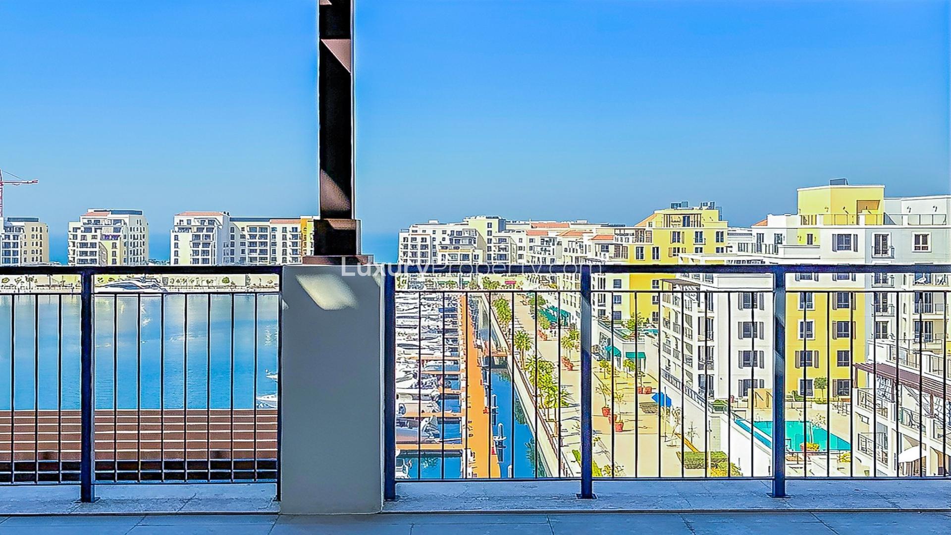 Spacious living area in luxury penthouse for sale at La Sirene, Jumeirah