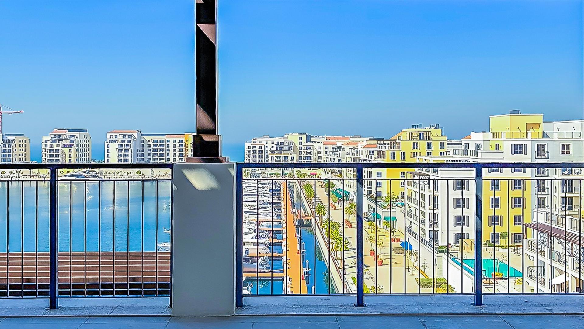 Spacious living area in luxury penthouse for sale at La Sirene, Jumeirah