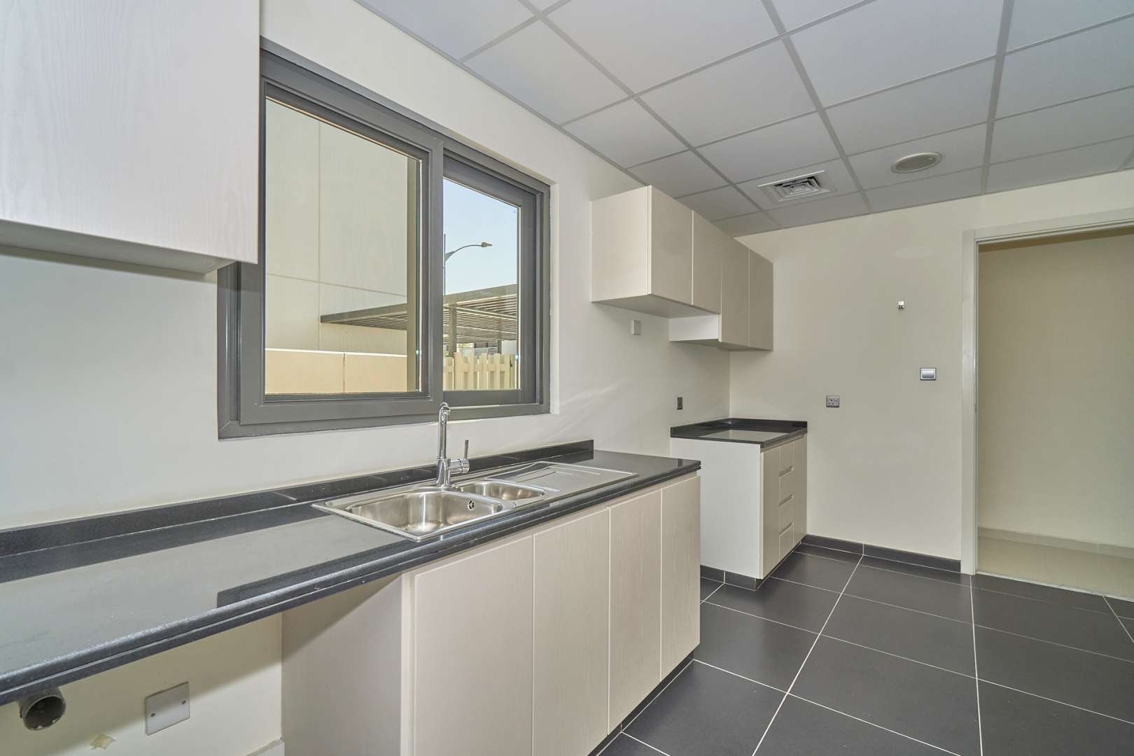 Spacious living area in 6-bedroom villa for rent, Akoya Oxygen, Sycamore community