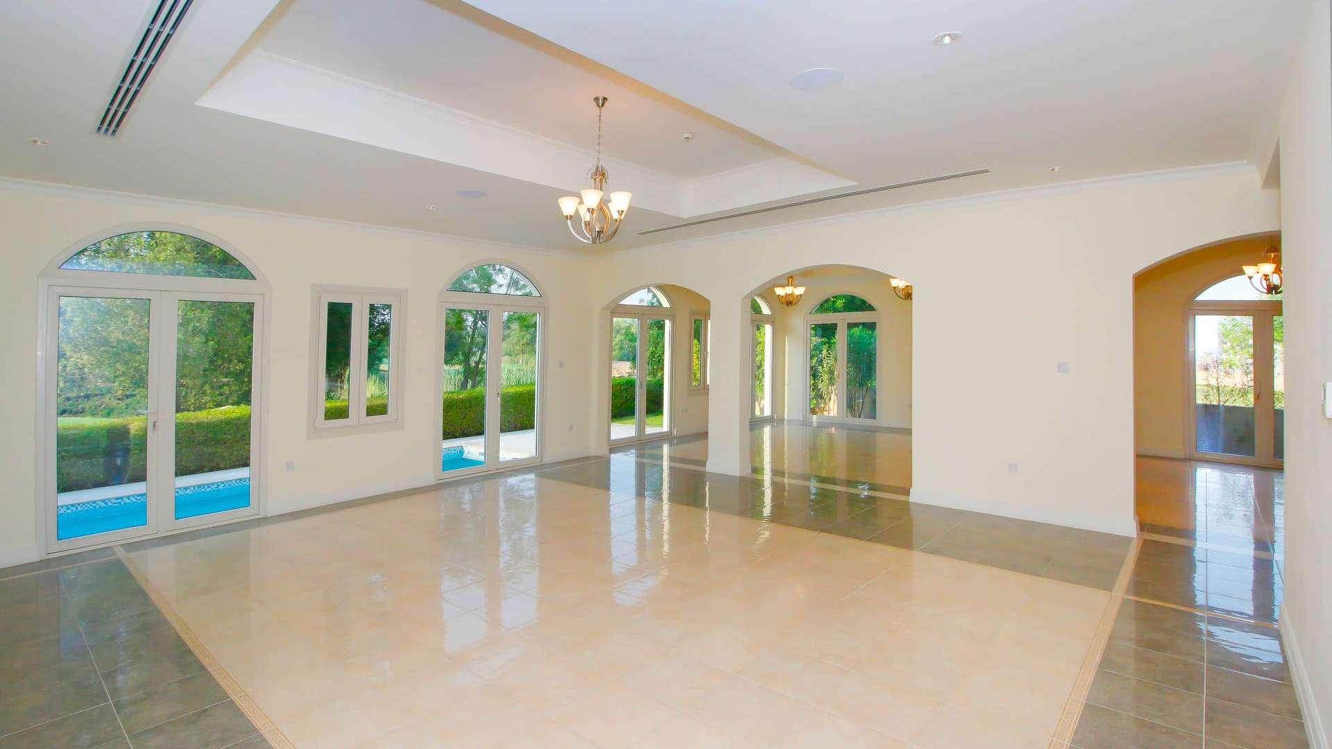 Villa with private pool in Jumeirah Golf Estates, Earth community, available for rent