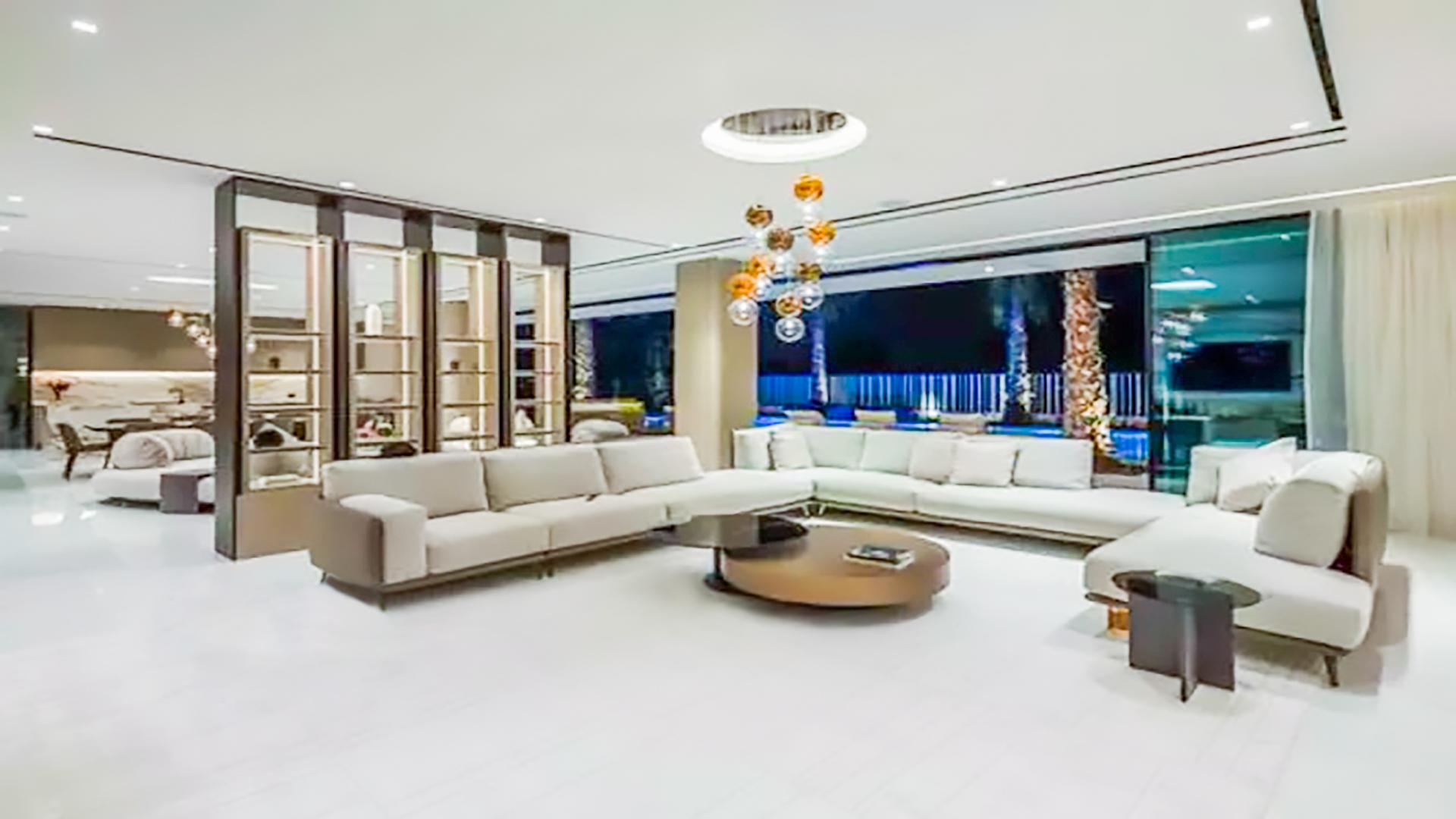 Furnished dining and living area in Dubai Hills Estate villa for rent, Parkway Vistas