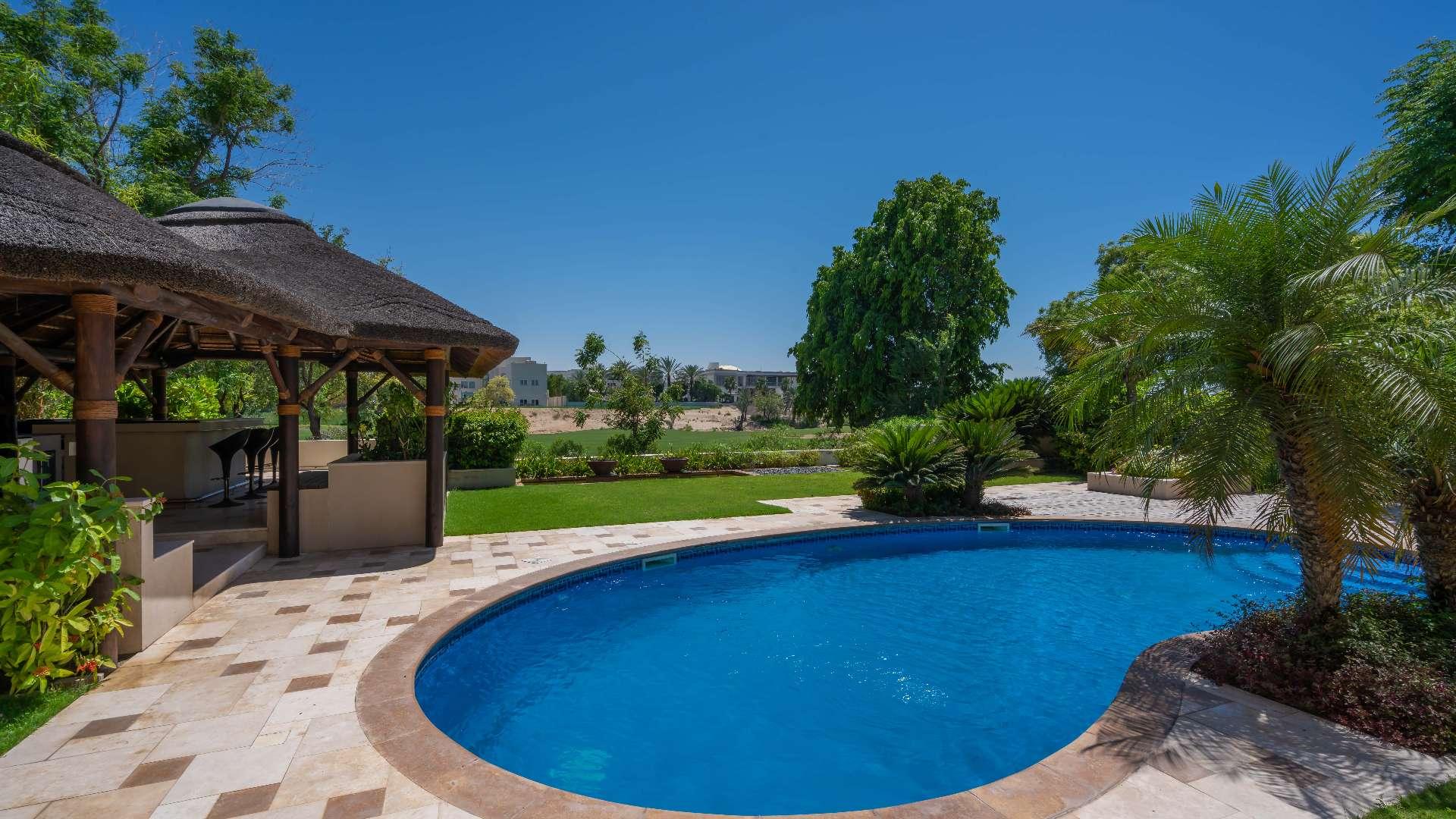 Classically designed villa with pool and garden in Emirates Hills, Sector R, for rent