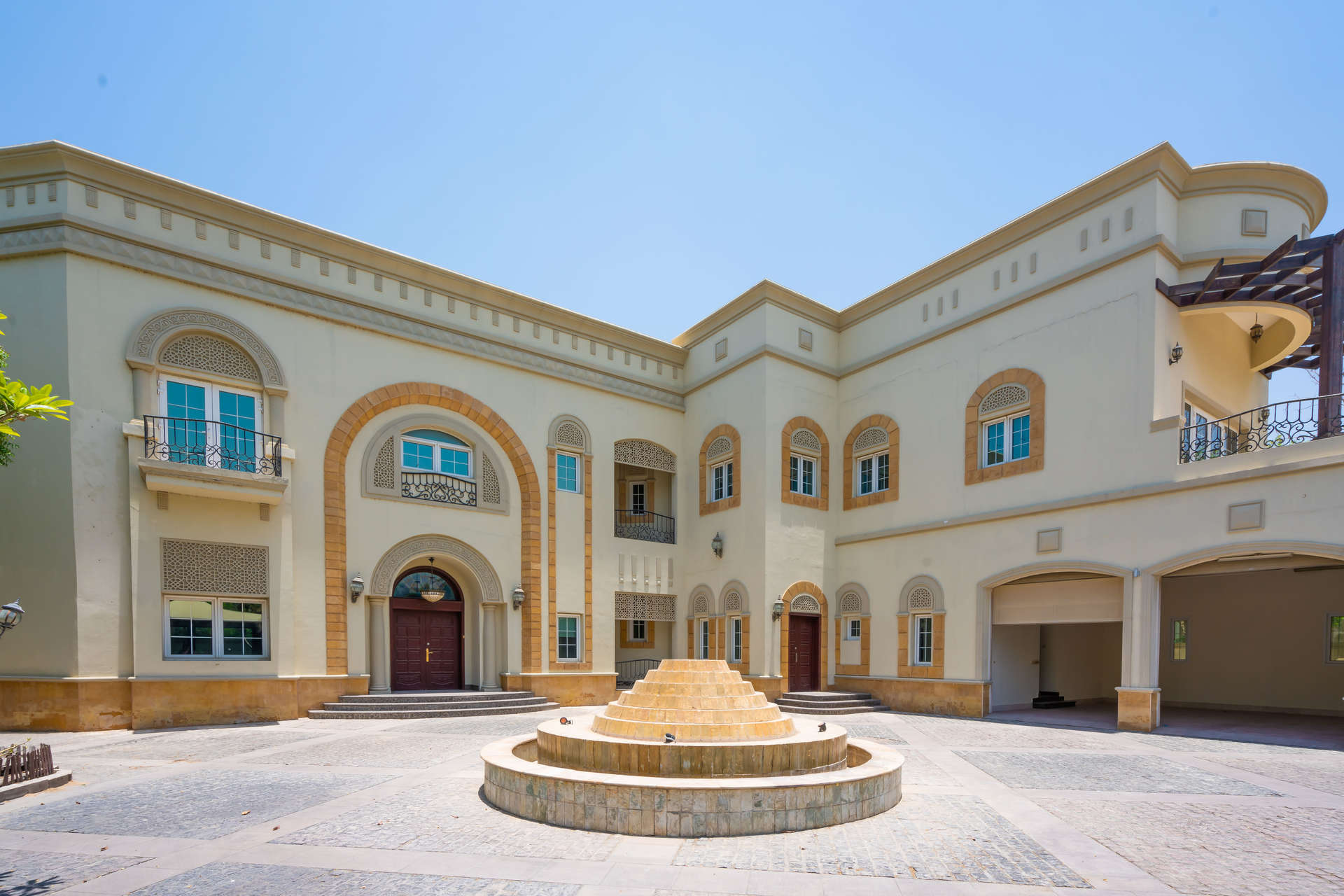 Lake View Villa Exterior in Emirates Hills, 6-Bedroom Rental, Sector W, Luxury Property