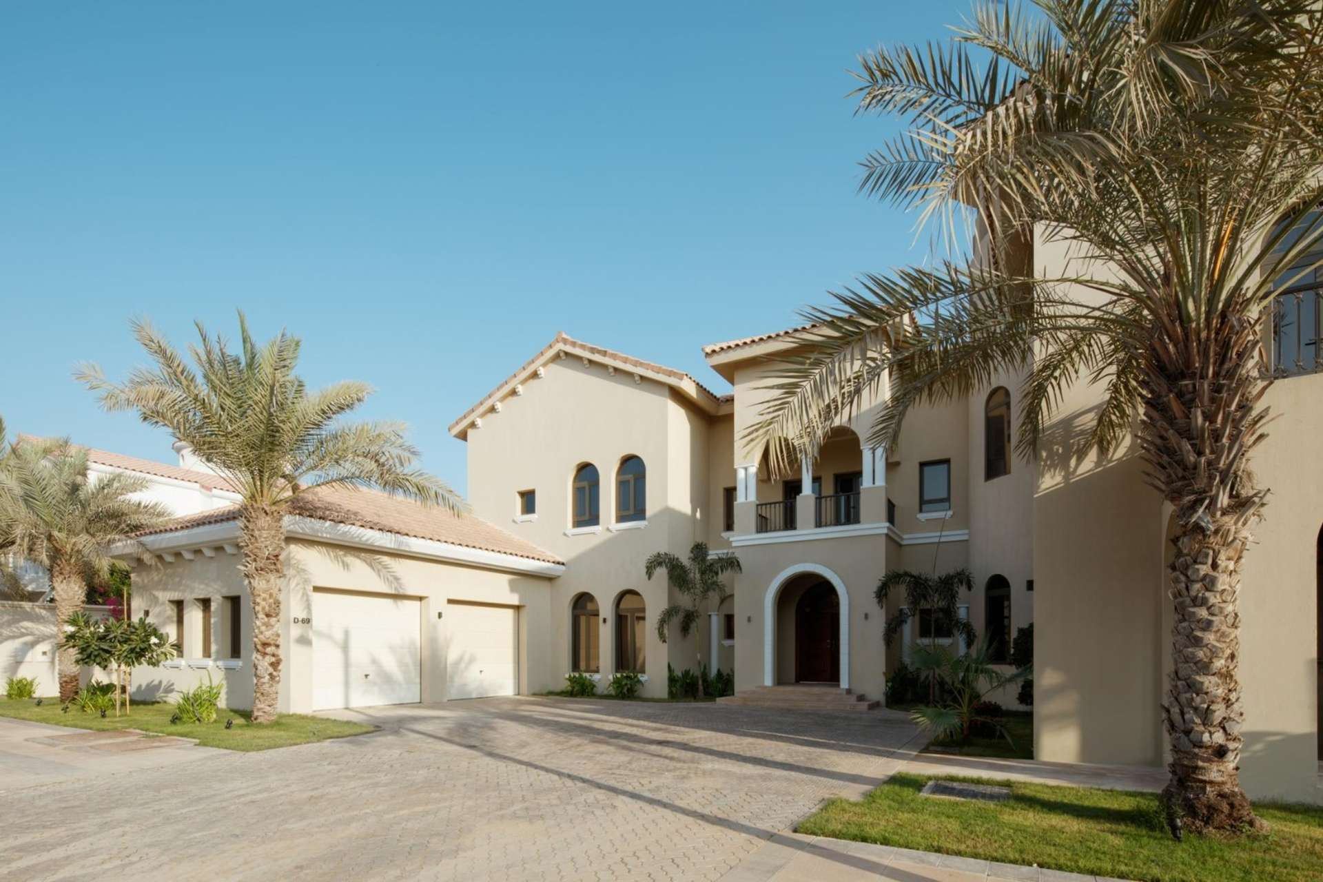 Sunset view from beachfront villa, Palm Jumeirah, Signature Villas, Dubai