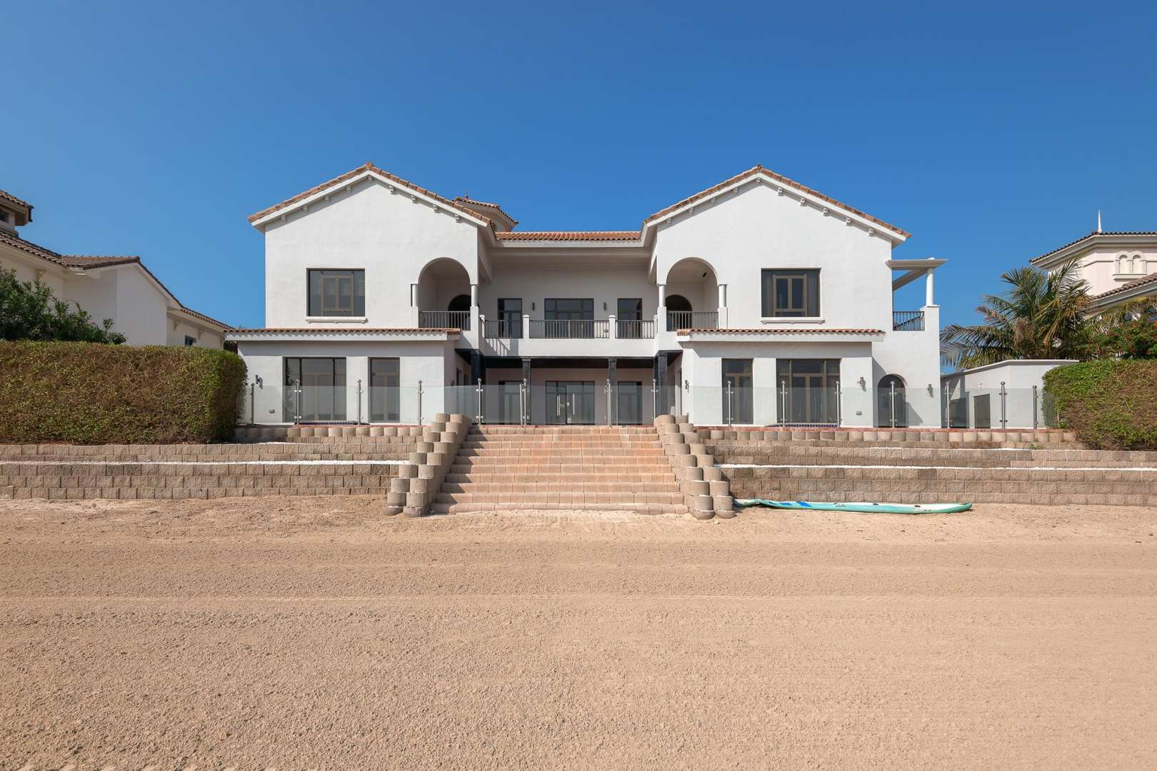 Mediterranean-inspired villa with pool on Palm Jumeirah, Signature Villas, for sale