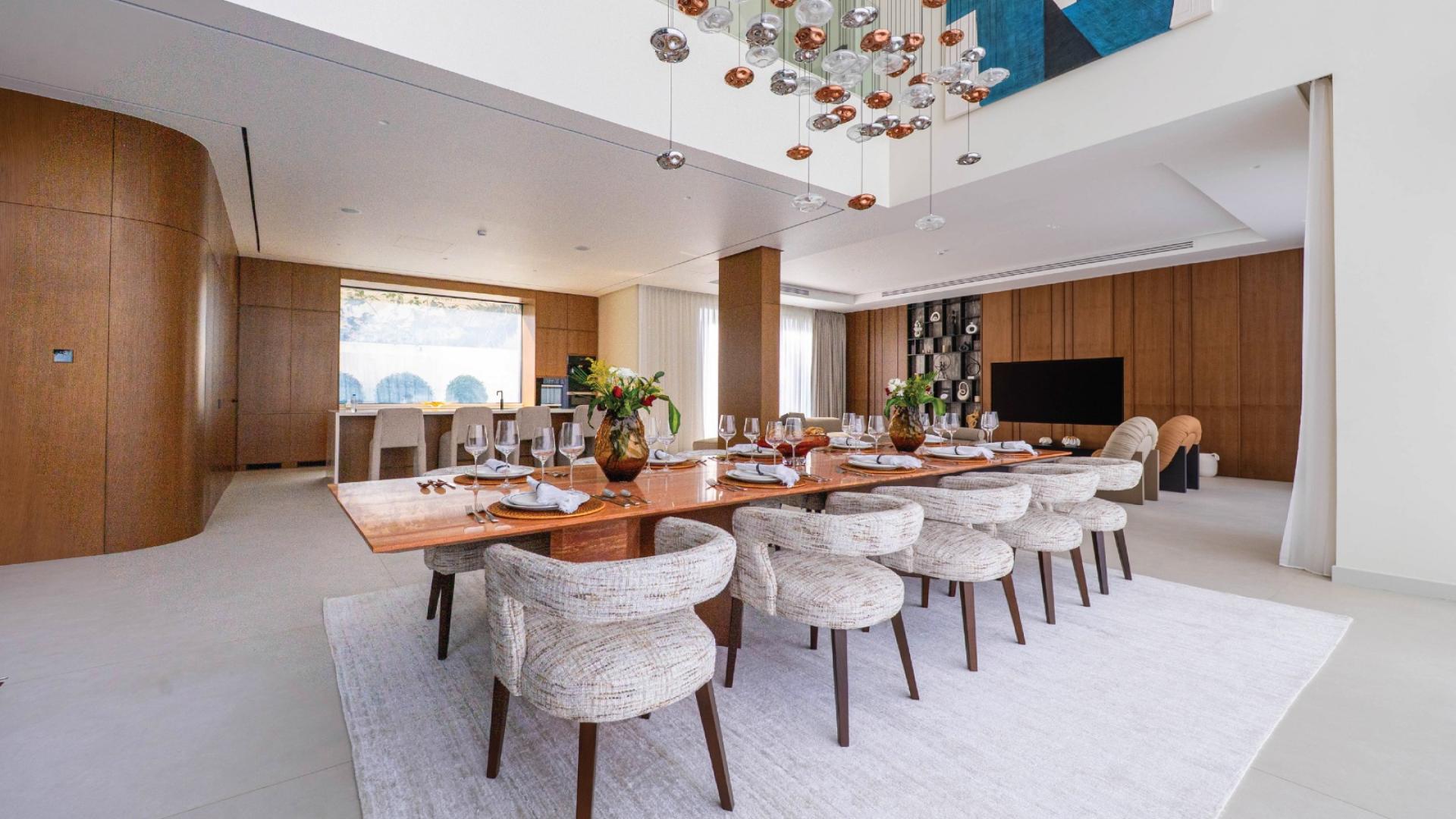 Modern 6-bedroom villa with pool for sale in Pearl Jumeirah, Naia community