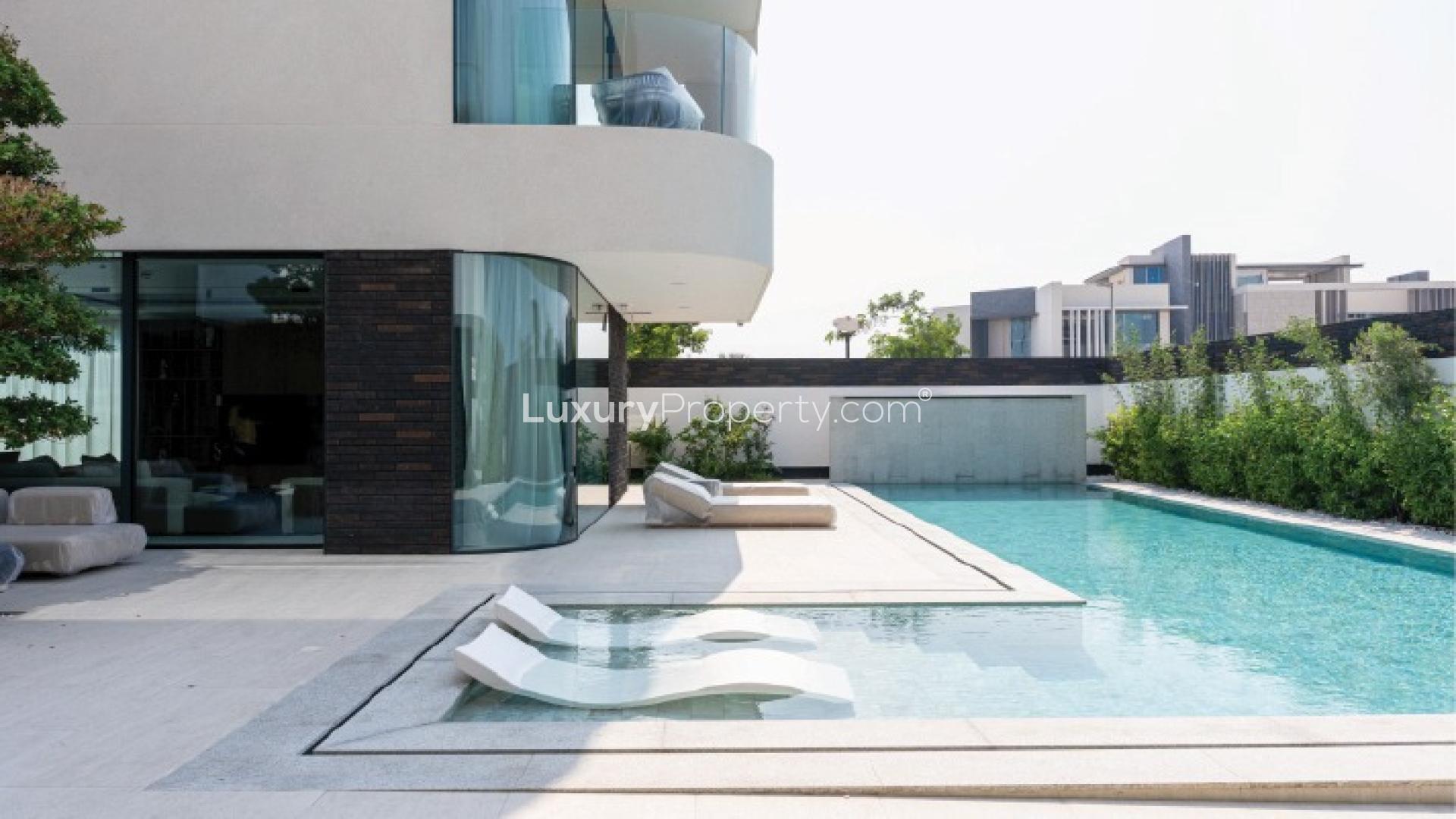 Modern luxury villa with pool in Kaia, Pearl Jumeirah, featuring sleek architecture