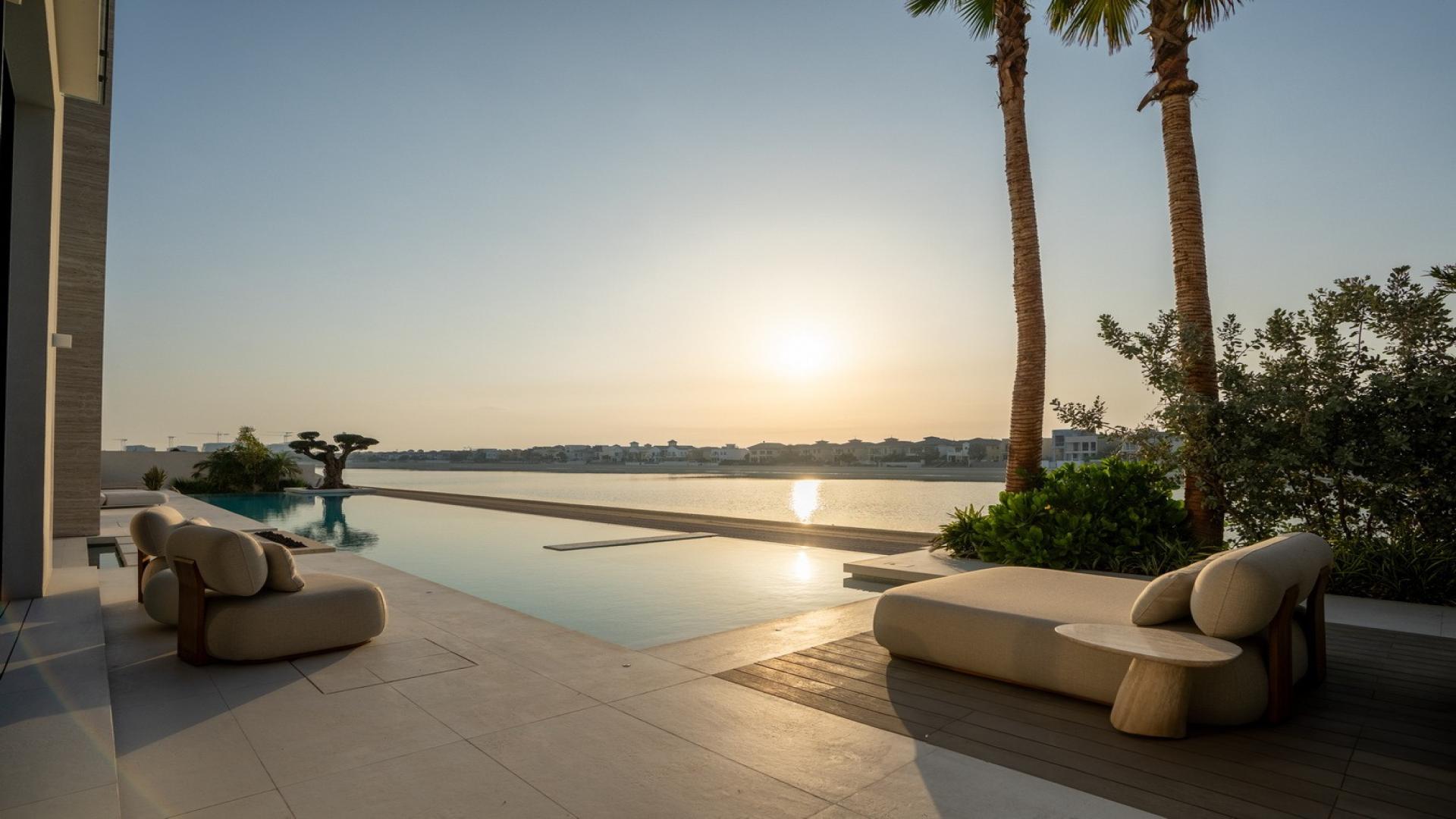 Modern six-bedroom villa exterior in Palm Jumeirah's Signature Villas community, featuring sleek design