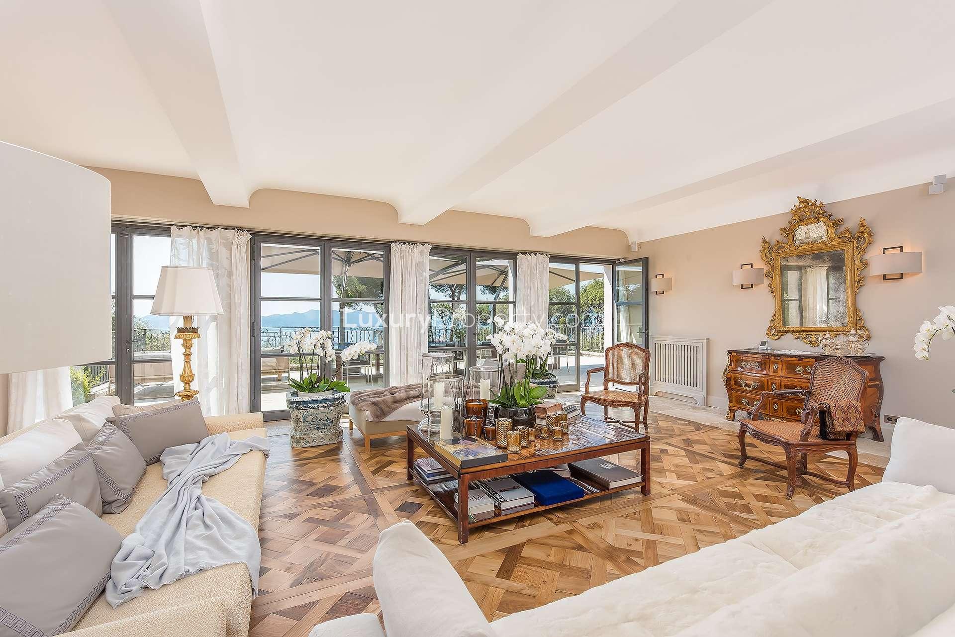 Exquisite Cannes villa with sea view, pool, and terrace in French Riviera, LP0990