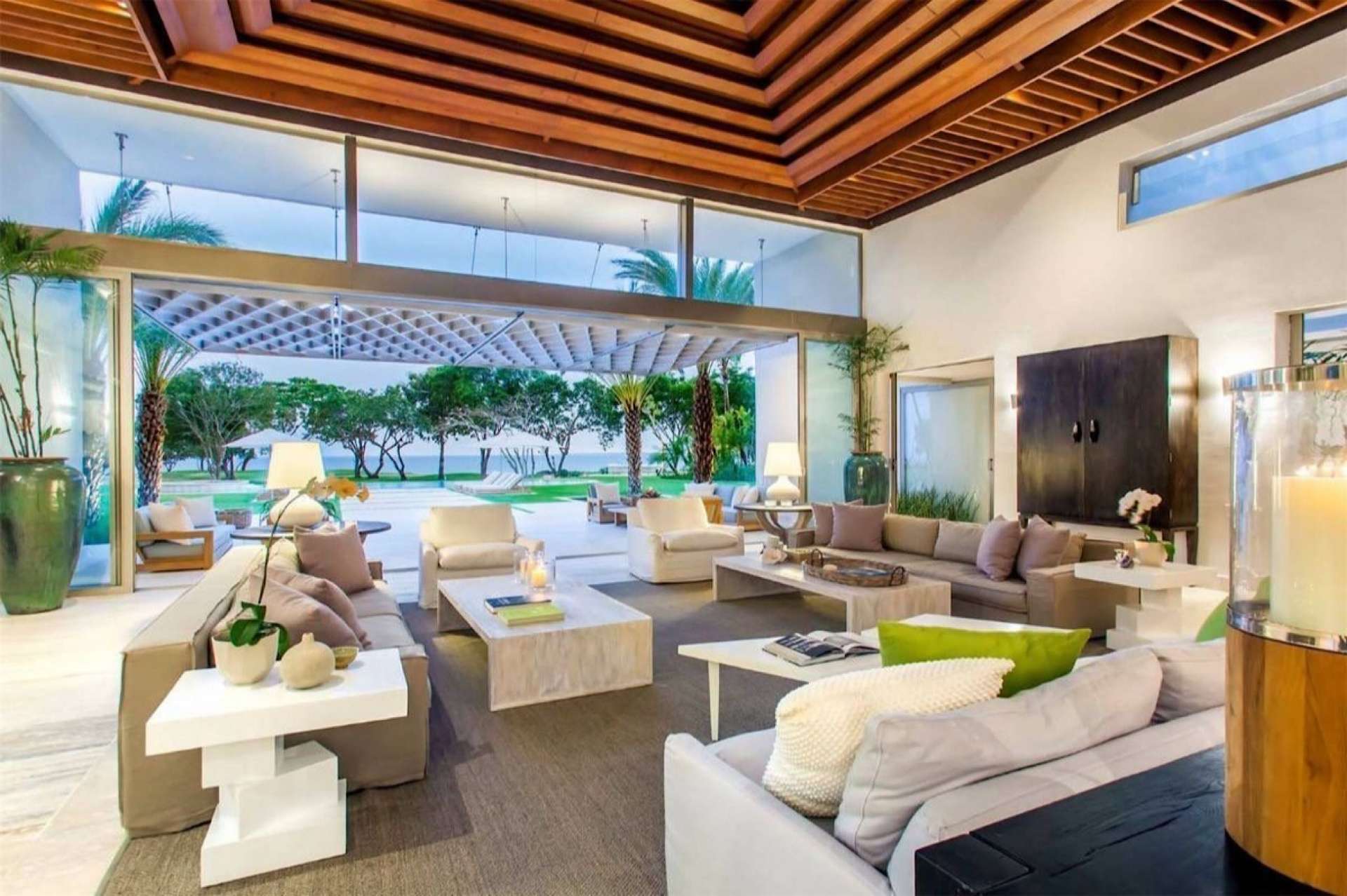 Luxurious living room in Casa de Campo mansion, featuring elegant furnishings and modern design
