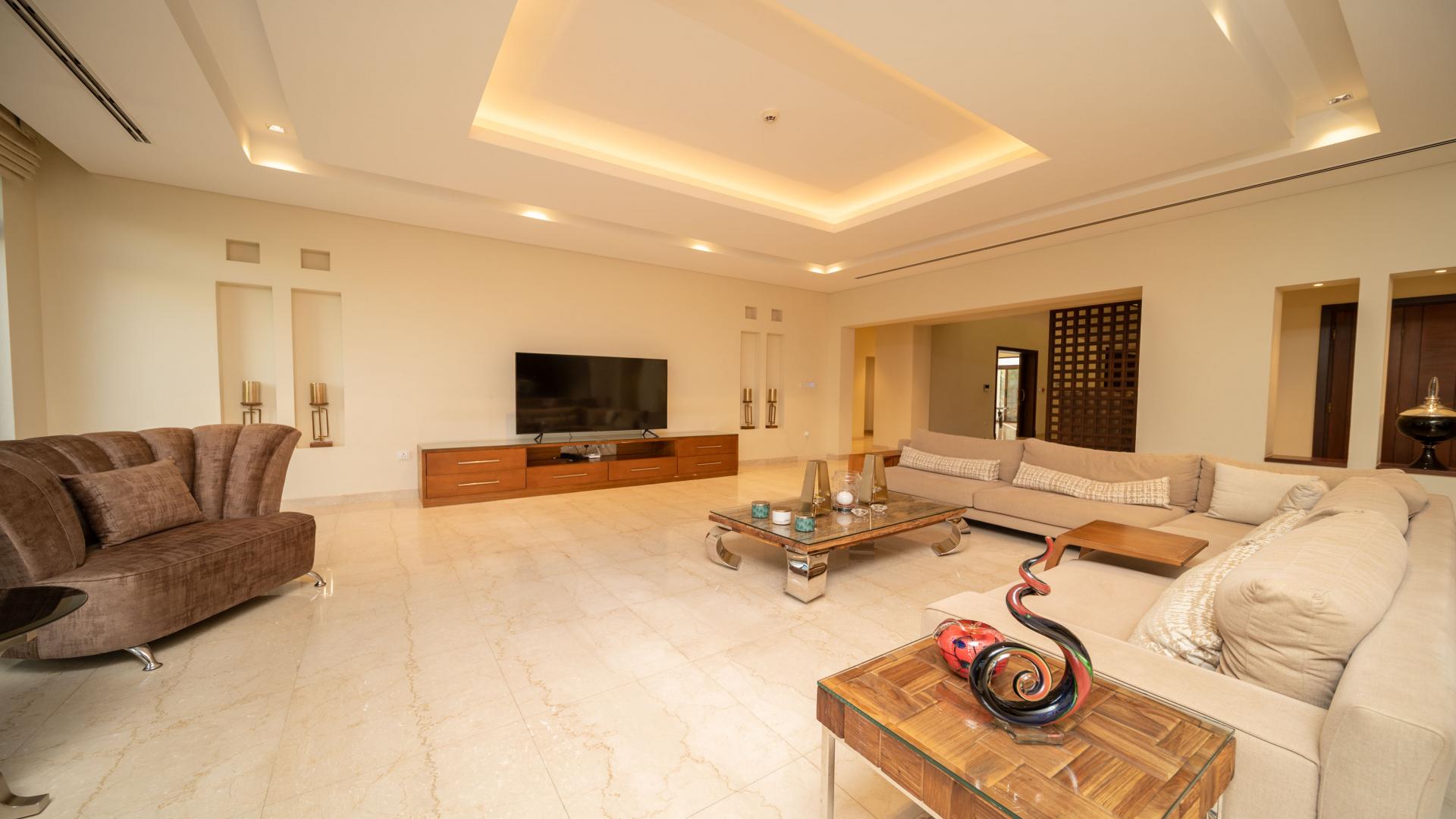 Modern Arabic style villa living room in District One, Mohammed Bin Rashid City, Dubai