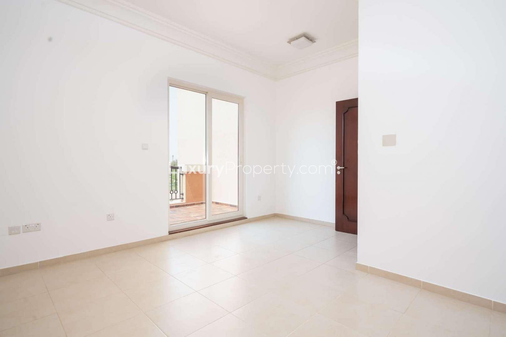 Golf course view near six-bedroom villa in Victory Heights, Dubai Sports City