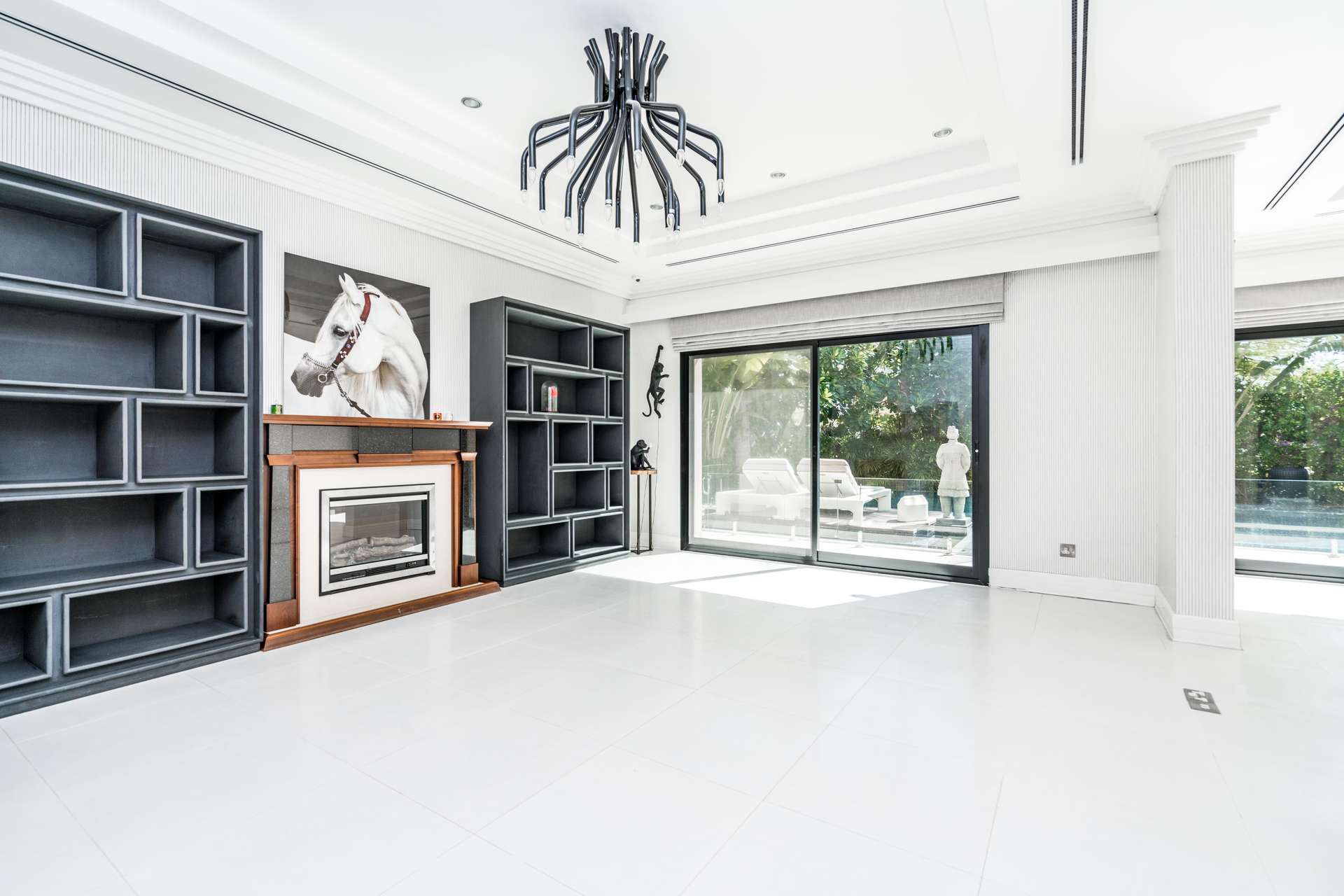 Spacious empty room in upgraded E1 villa, Hattan, Arabian Ranches with garden view