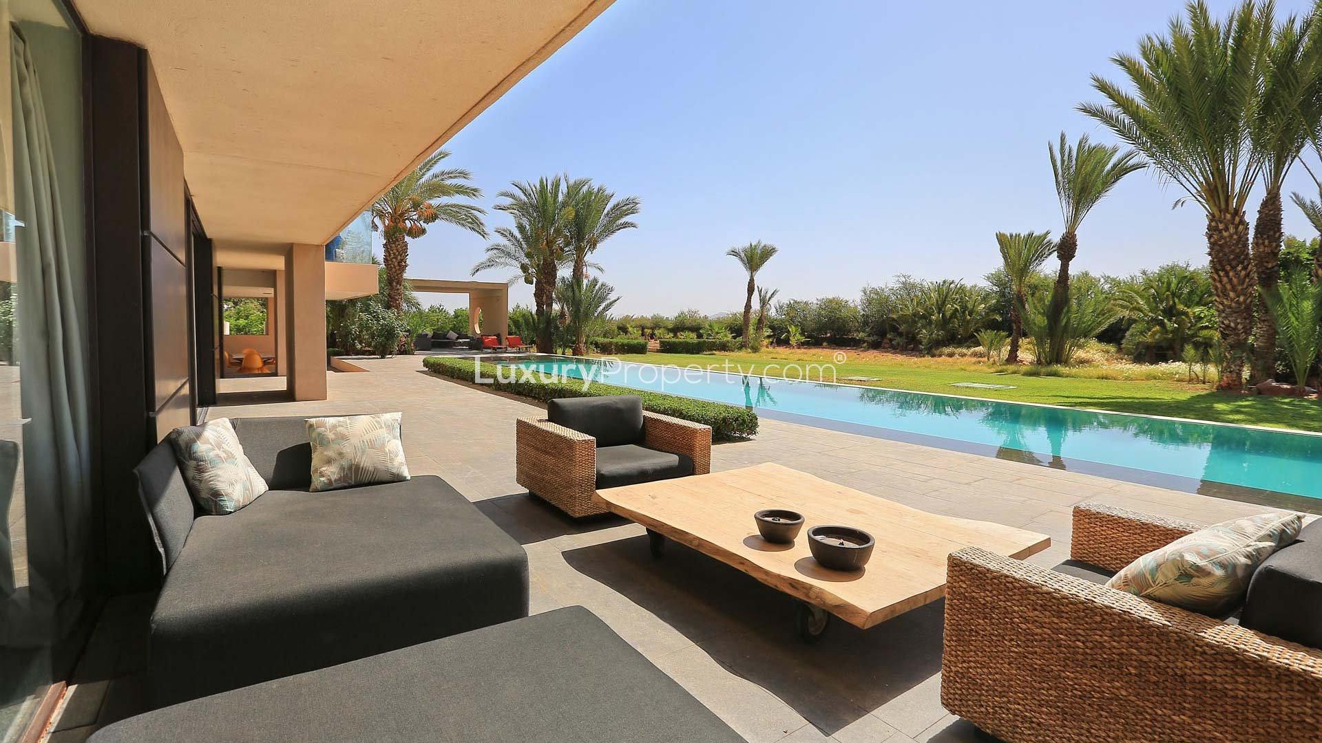 Modern Villa Nor with pool in Marrakech, 6 bedrooms, 7 bathrooms, for sale