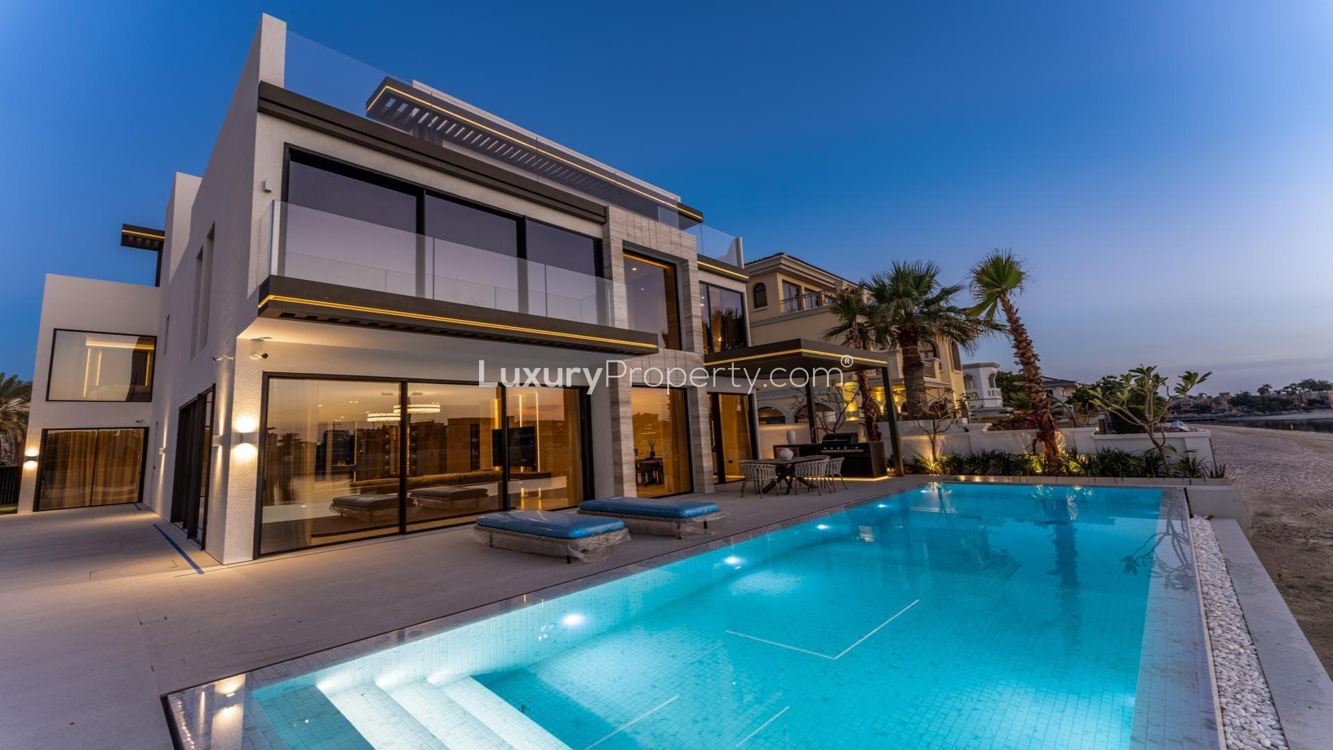Luxury 6-bedroom villa exterior in Garden Homes, Palm Jumeirah, Dubai, for sale
