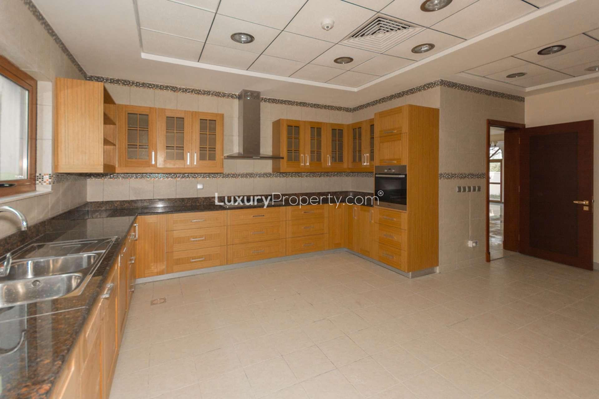 Spacious living room in six-bedroom villa, Orange Lake, Jumeirah Golf Estates, for sale