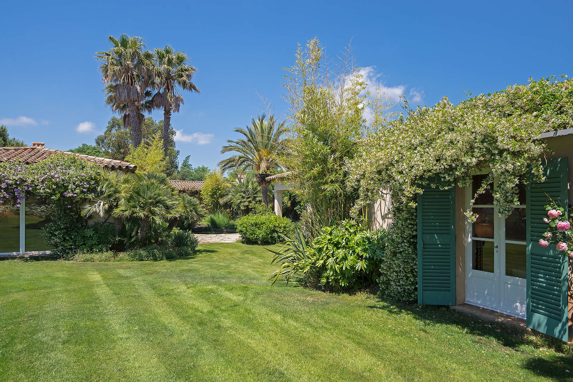 N/A,Lush garden view of modern villa in Cap Camarat, Ramatuelle, French Riviera for sale