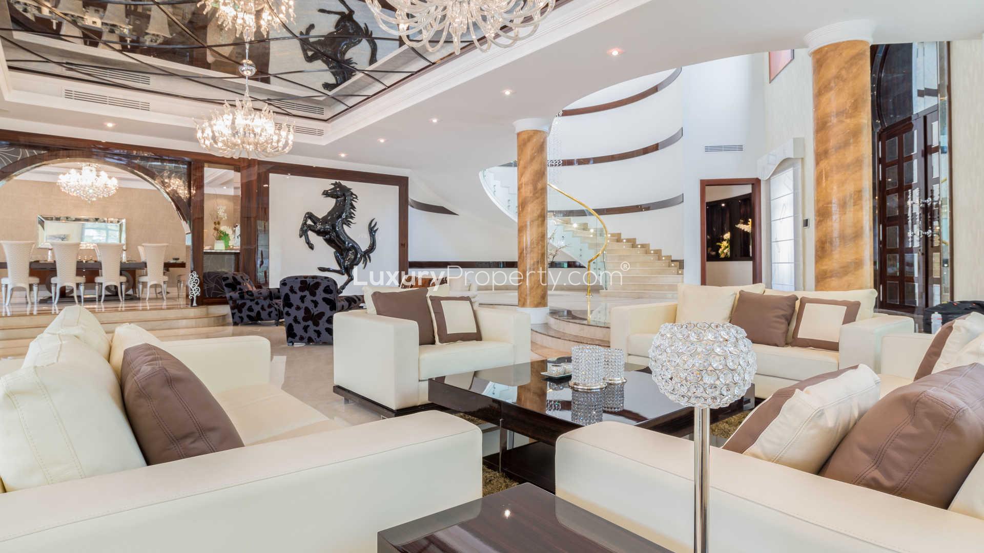 Fabulous 6 Bedroom Villa at Sector P - Emirates Hills