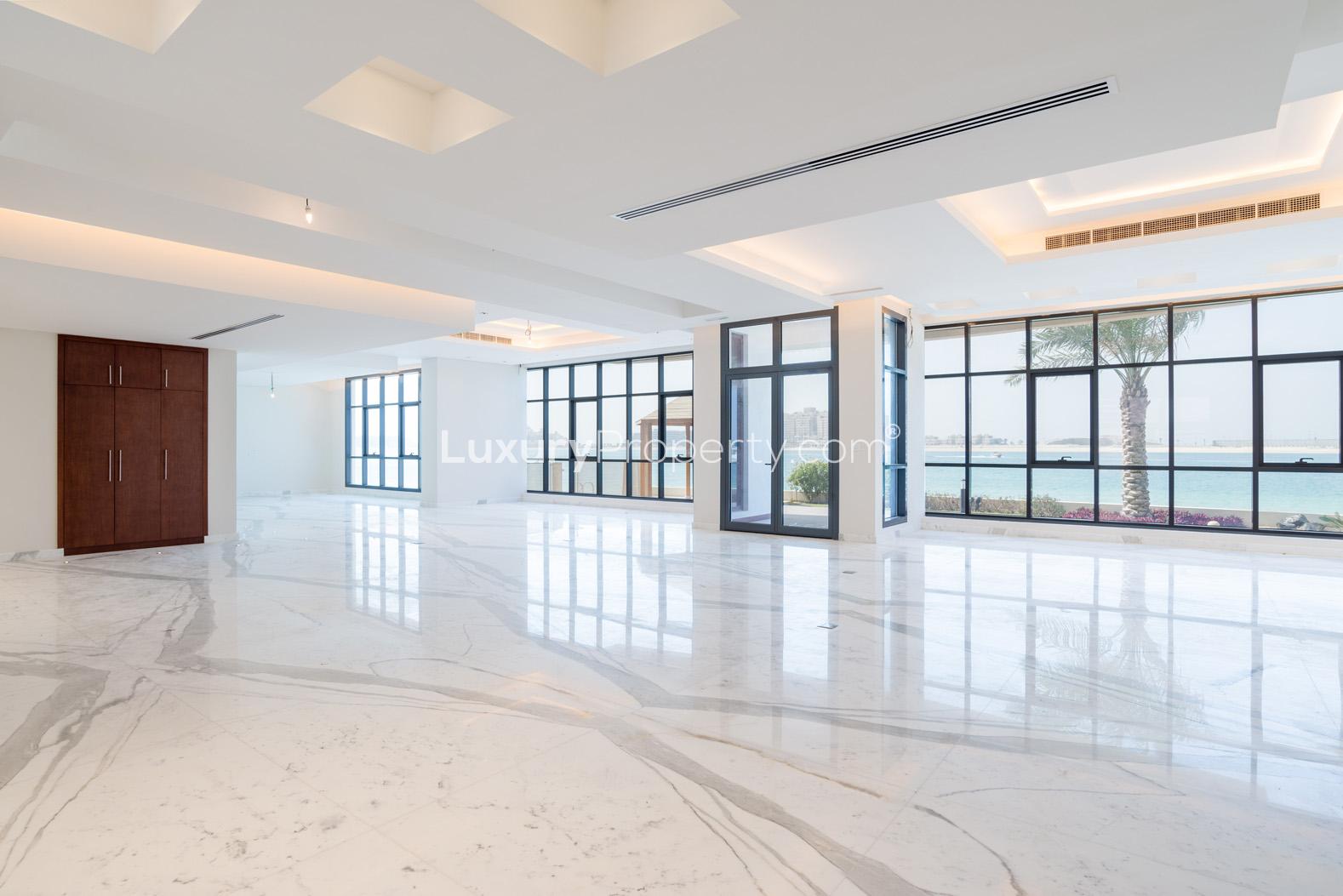 6BR Villa for sale in Signature Villas, Palm Jumeirah